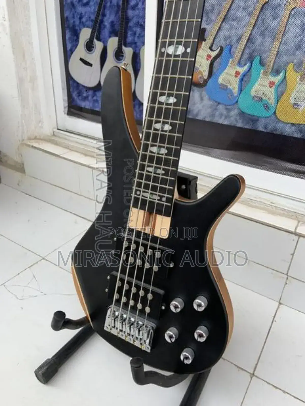 Bullfighter 5 Strings Active Bass Guitar