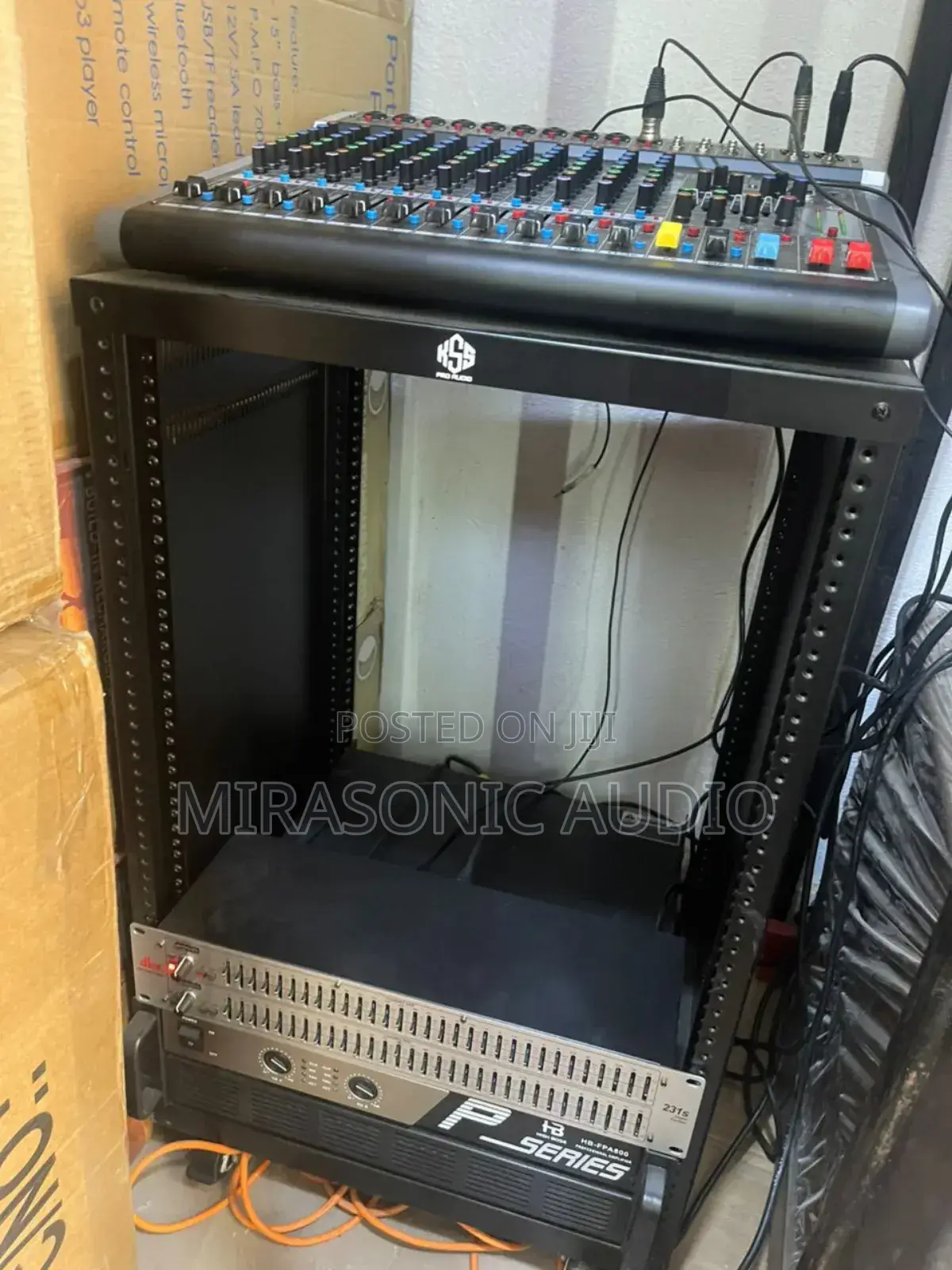 Open 16 Units Equipment Amp Rack With Wheels
