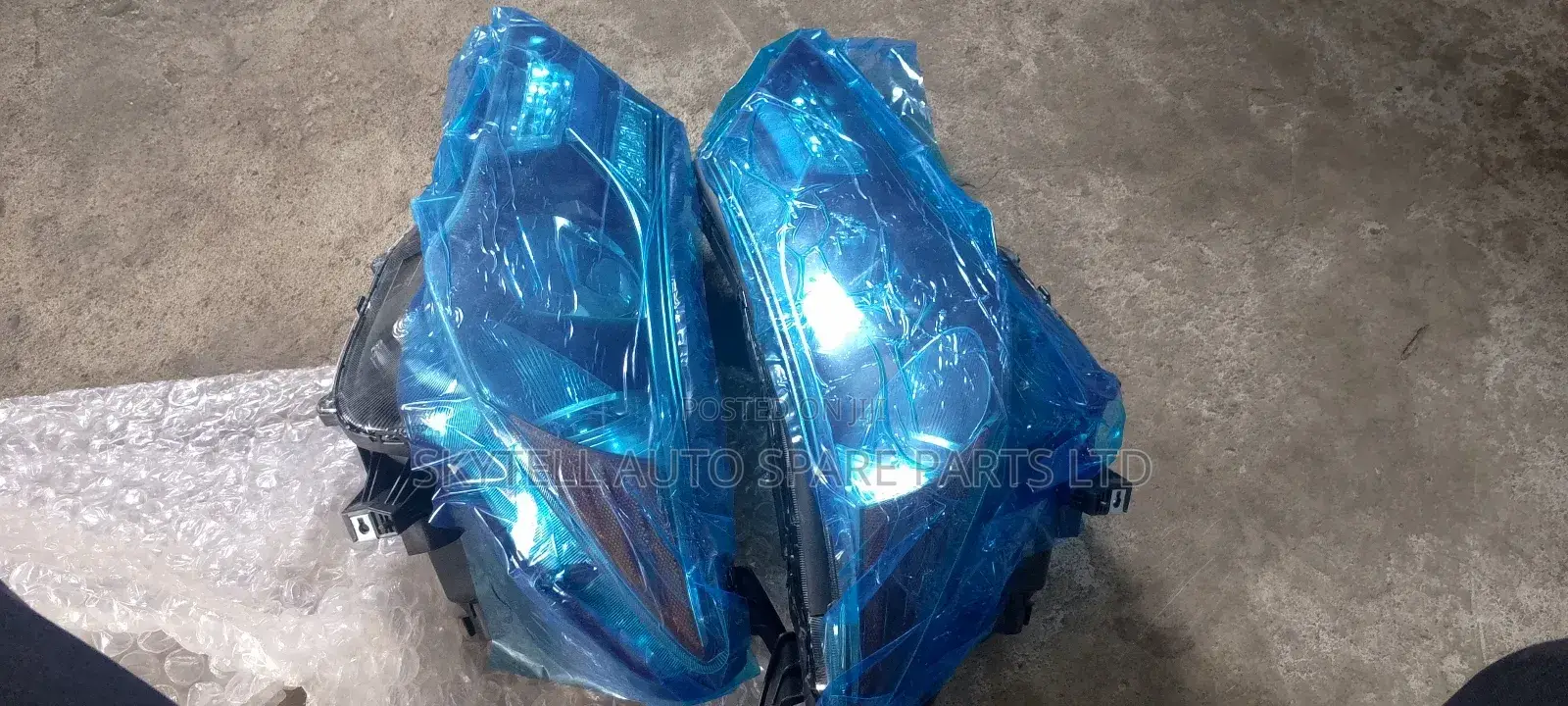 Head Light Toyota RAV4 2014