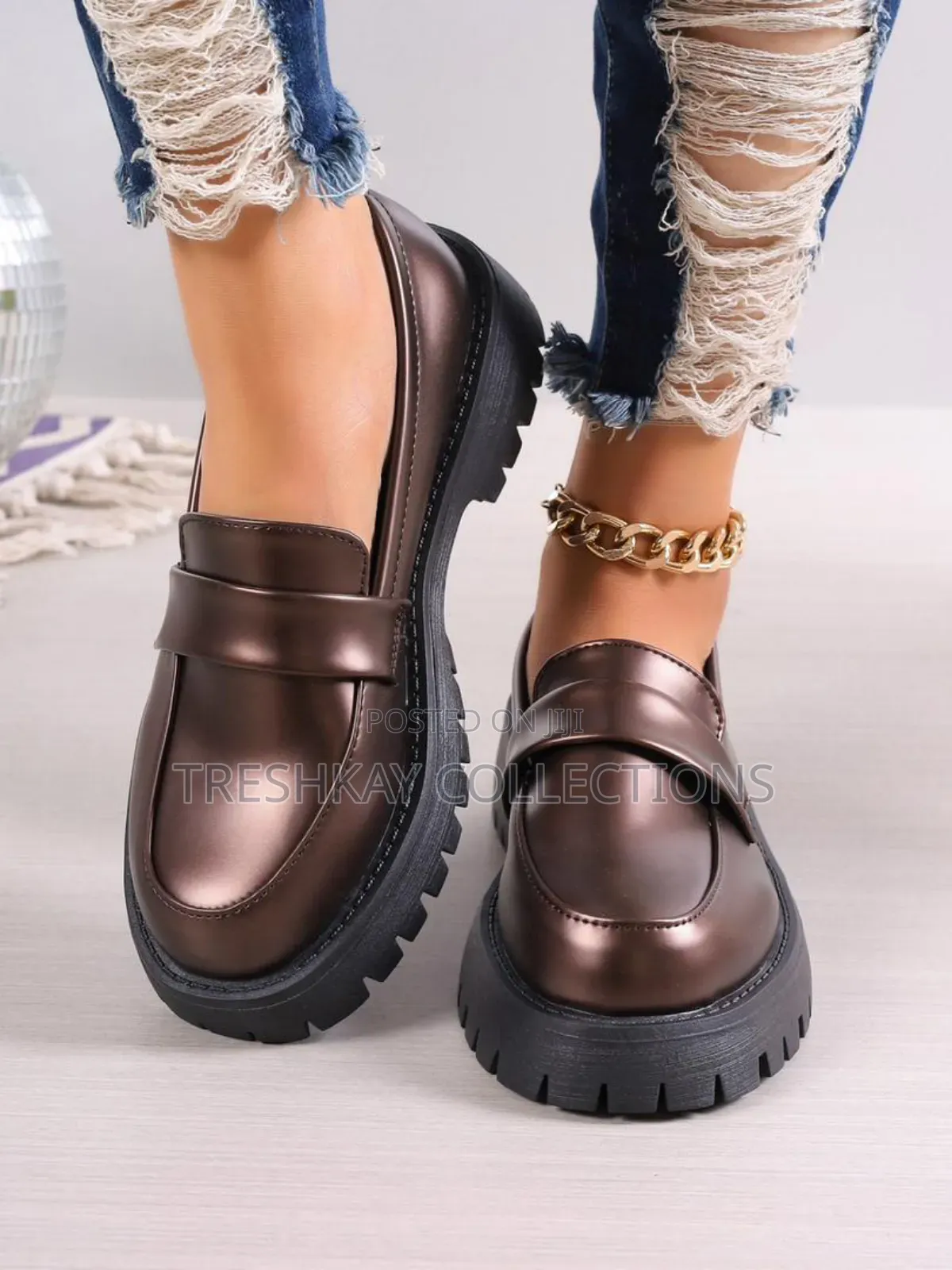 Luxury Fashion Cover Shoe