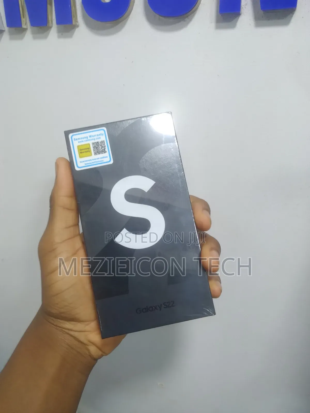 New Samsung Galaxy S22 5G 256 GB Blue