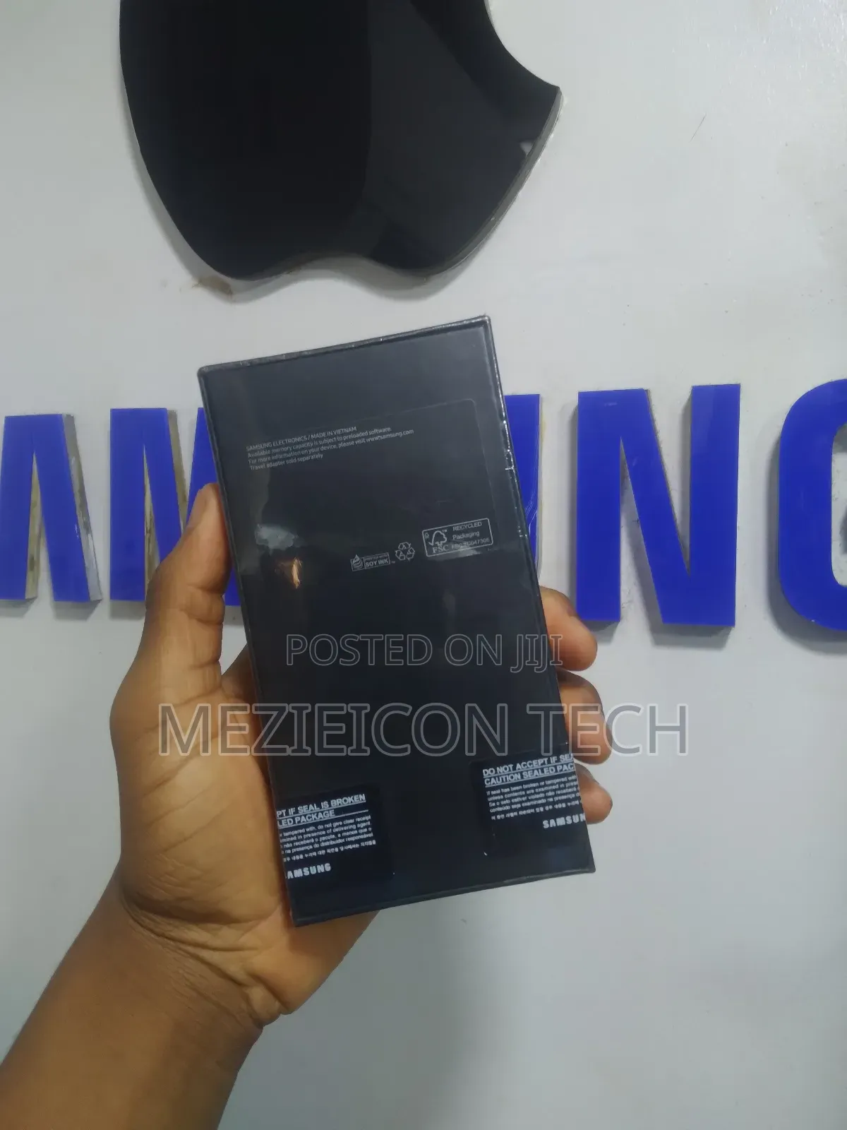 New Samsung Galaxy S22 5G 256 GB Blue
