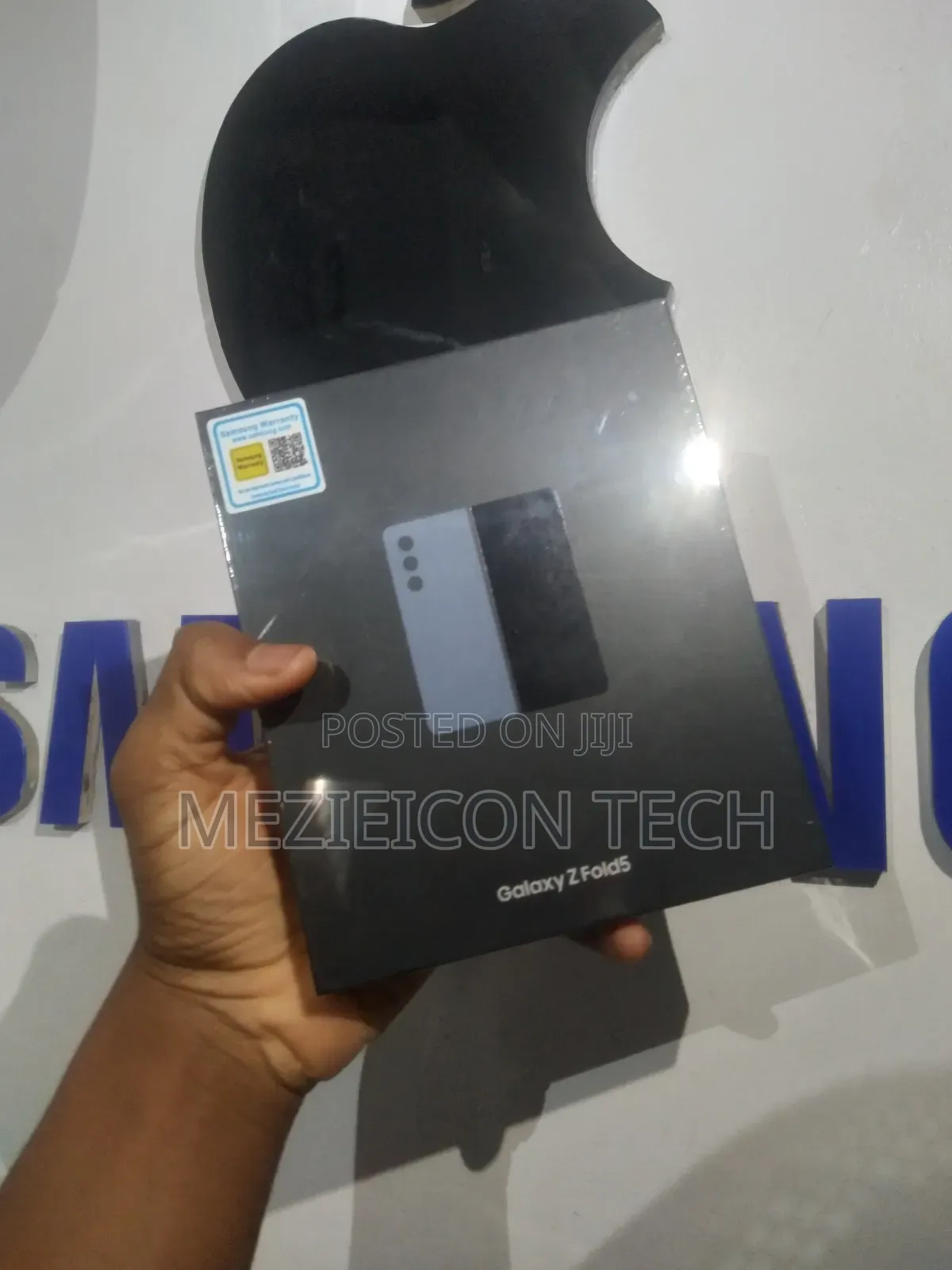 New Samsung Galaxy Z Fold 5 256 GB Rose Gold
