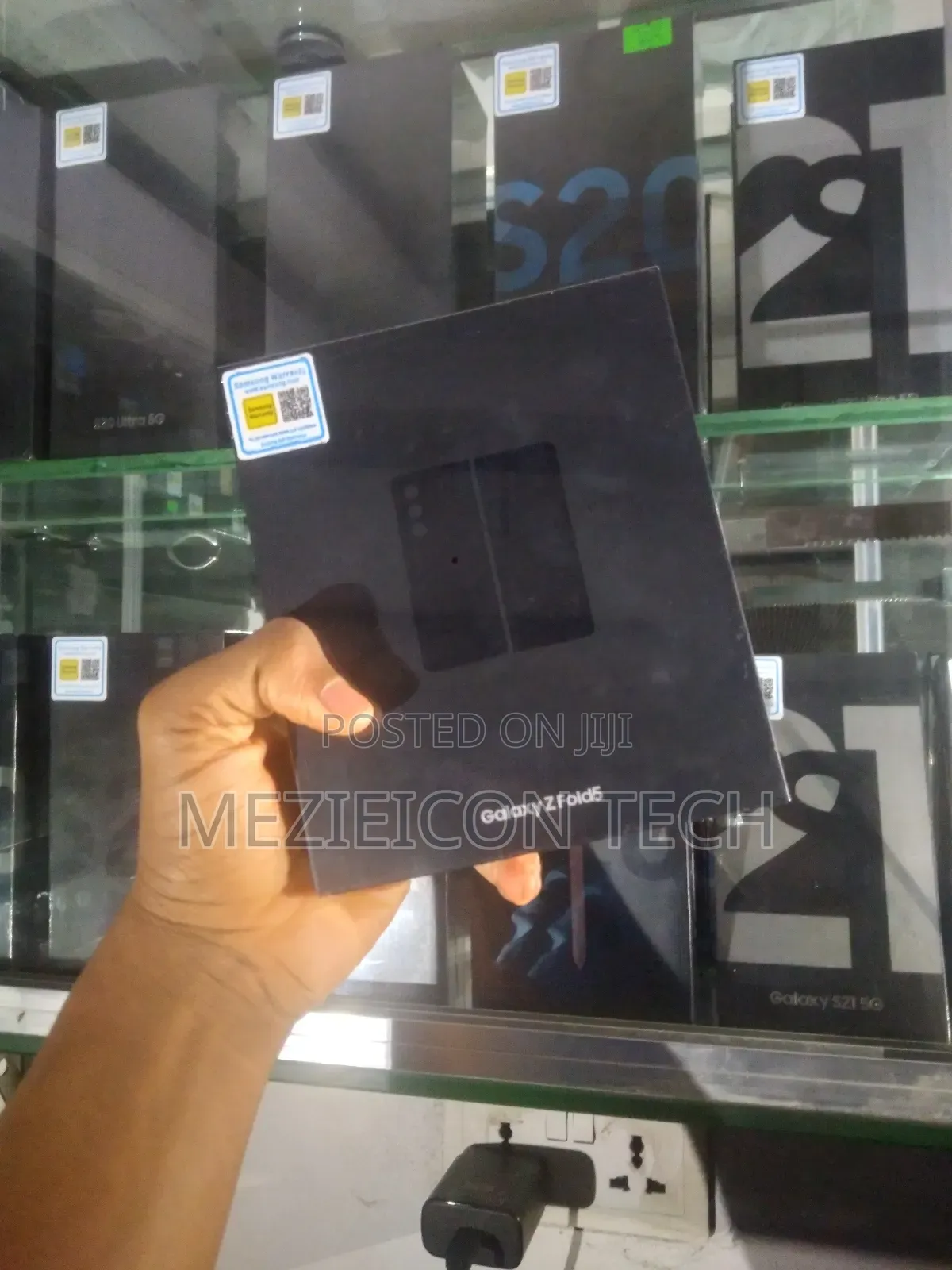 New Samsung Galaxy Z Fold 5 256 GB Black