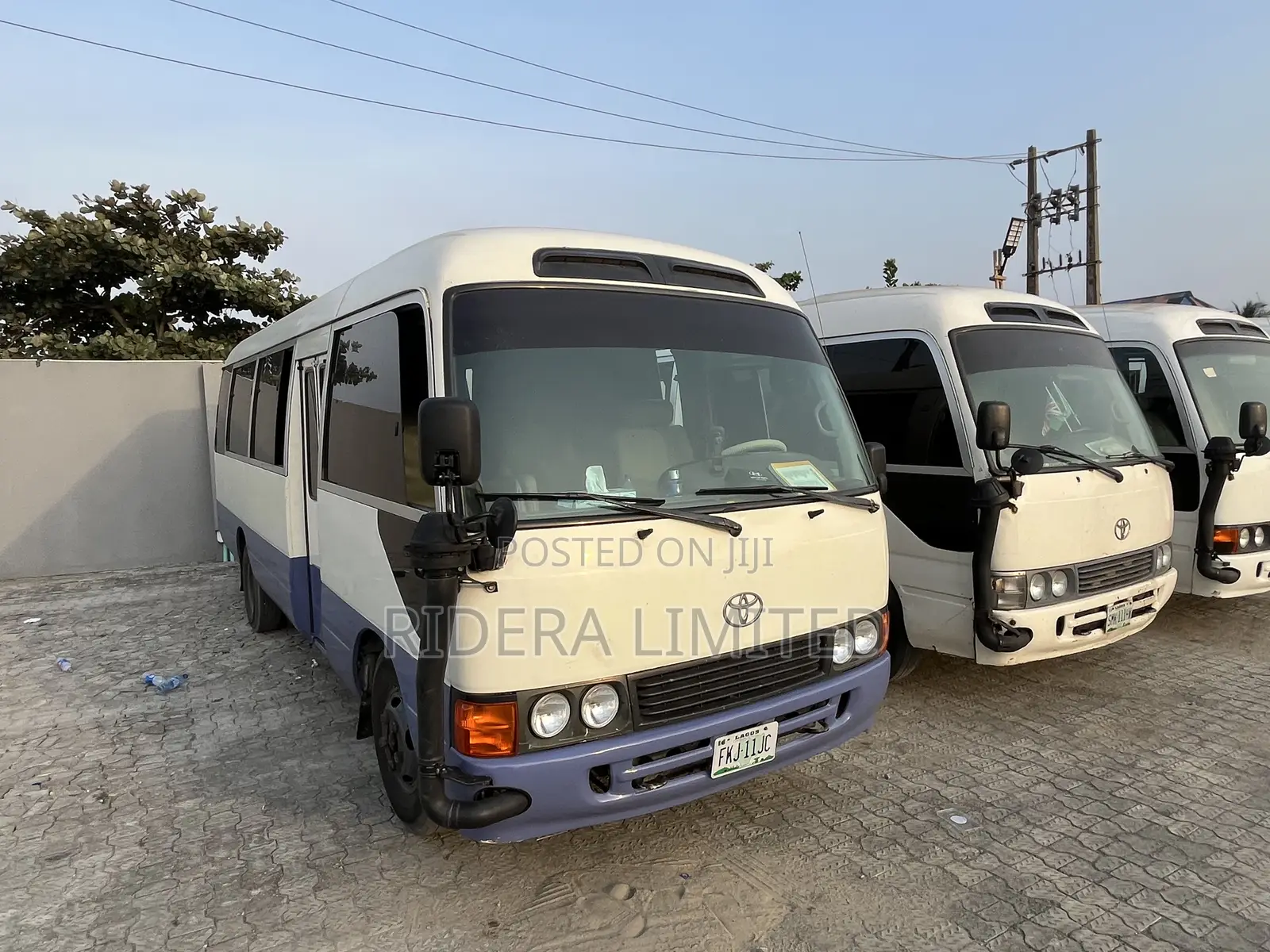 Coaster Bus for Hire for Interstate