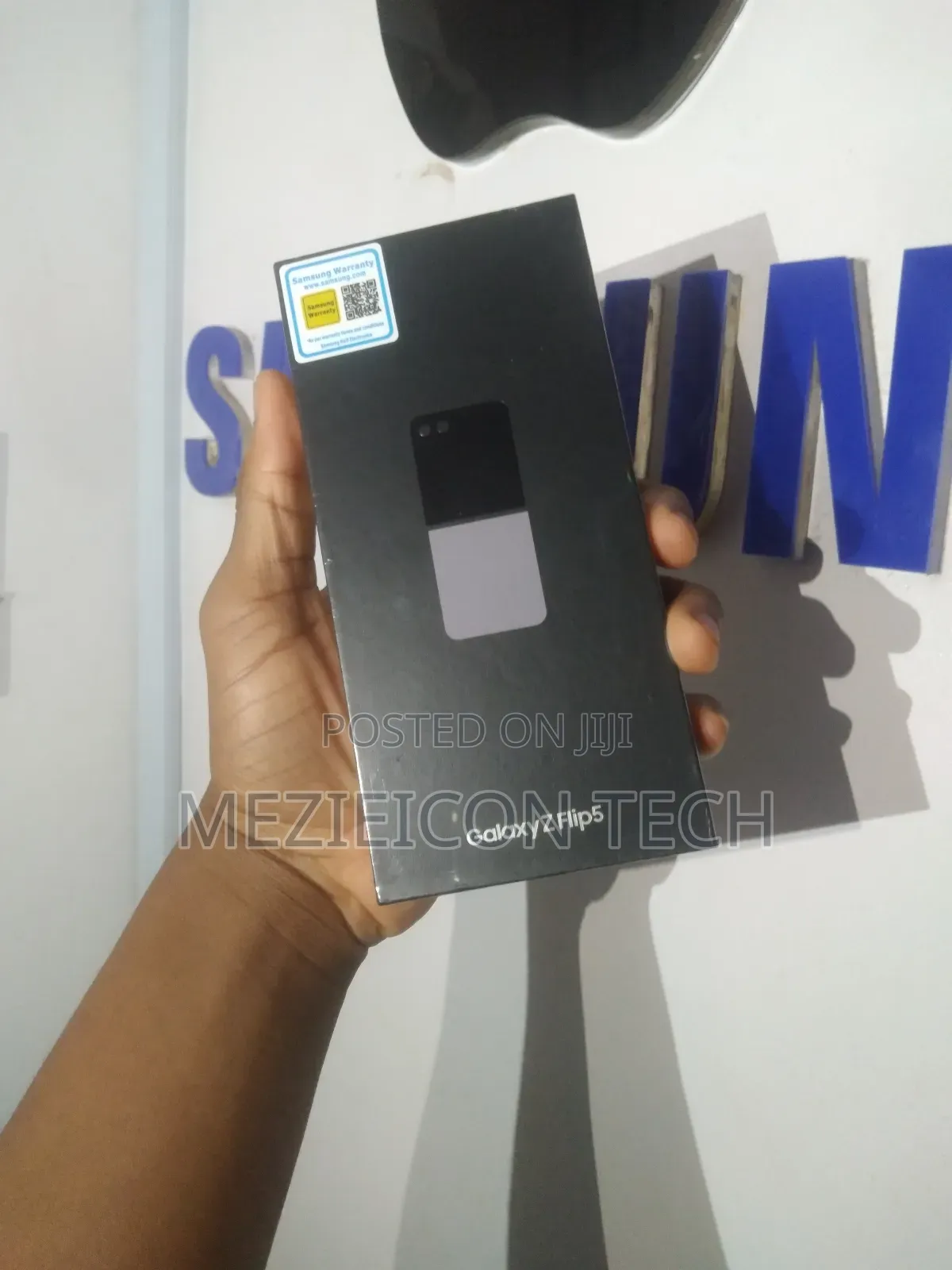 New Samsung Galaxy Z Flip5 256 GB Pink
