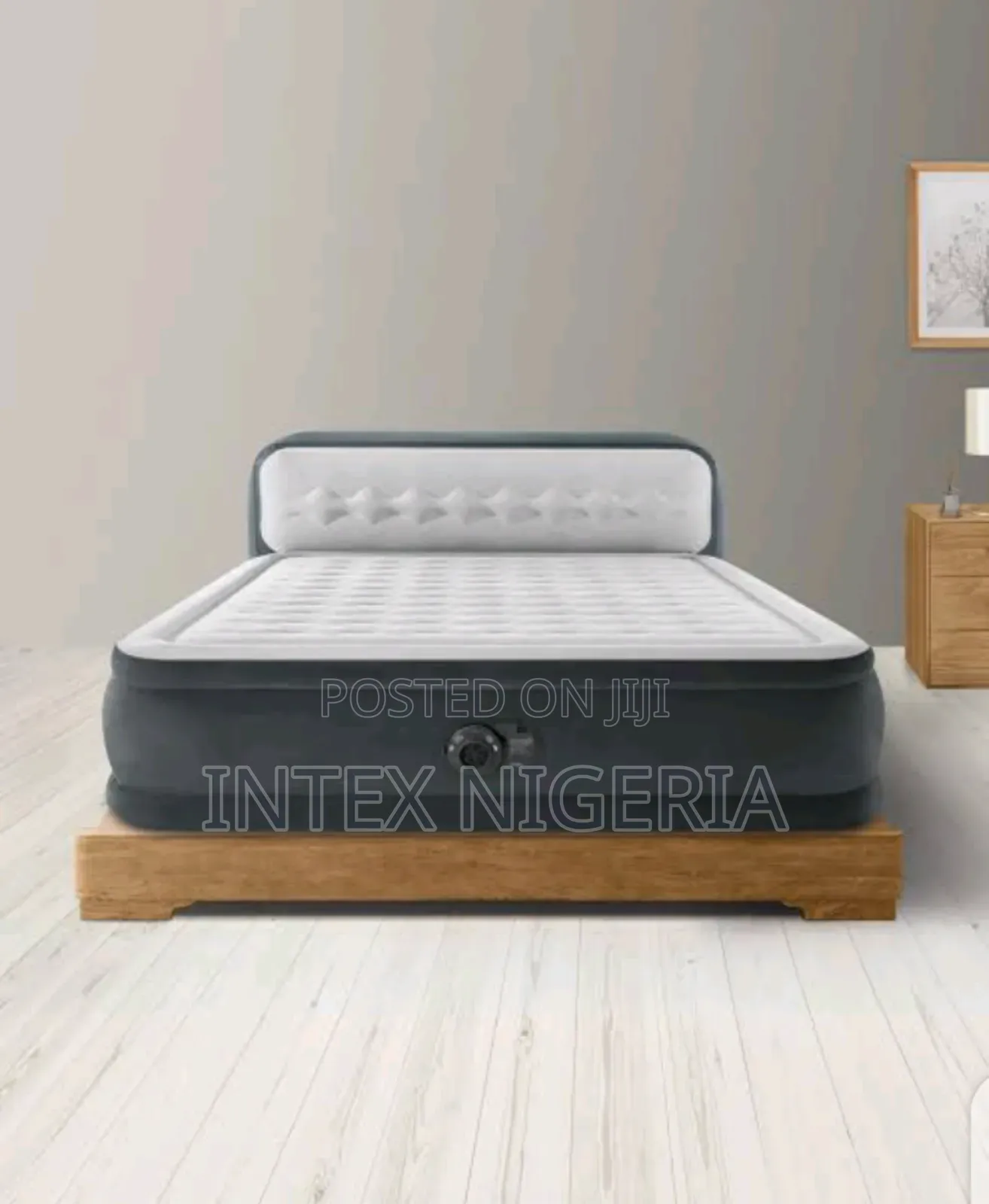 Intex Inflatable Queen Ultra Plush Headboard Airbed