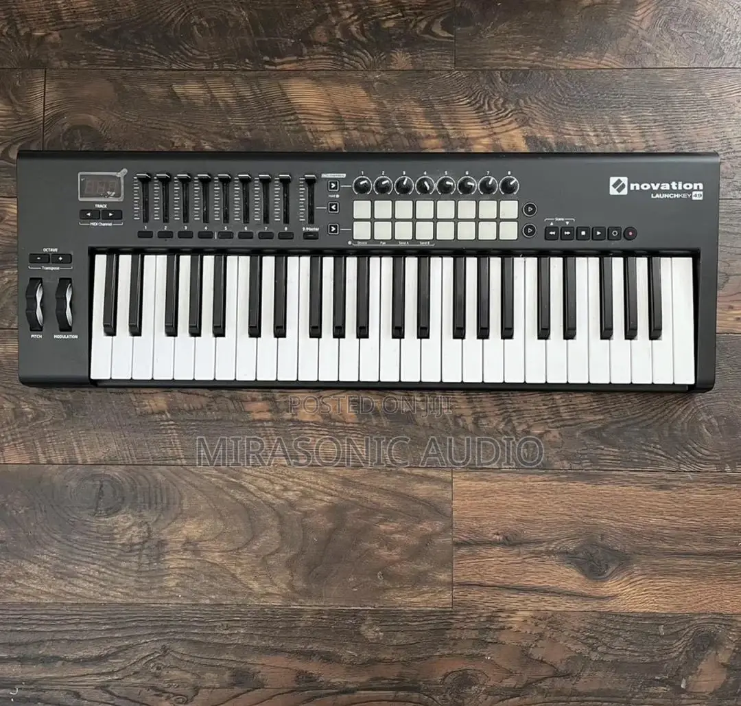Novation Launch Key 49 Used Midi Keyboard With Drum Pads