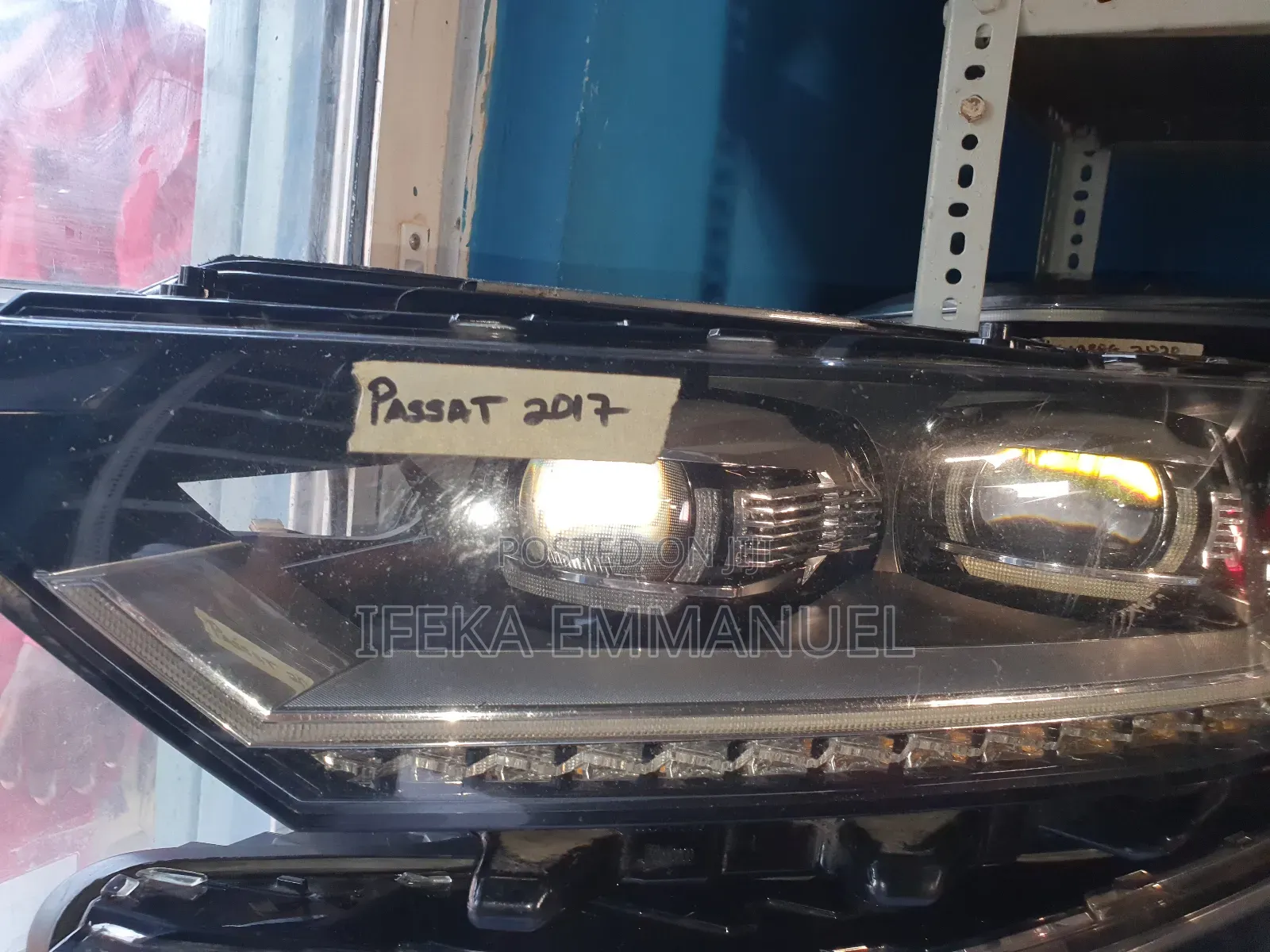 Headlights Volkswagen Passat 2017