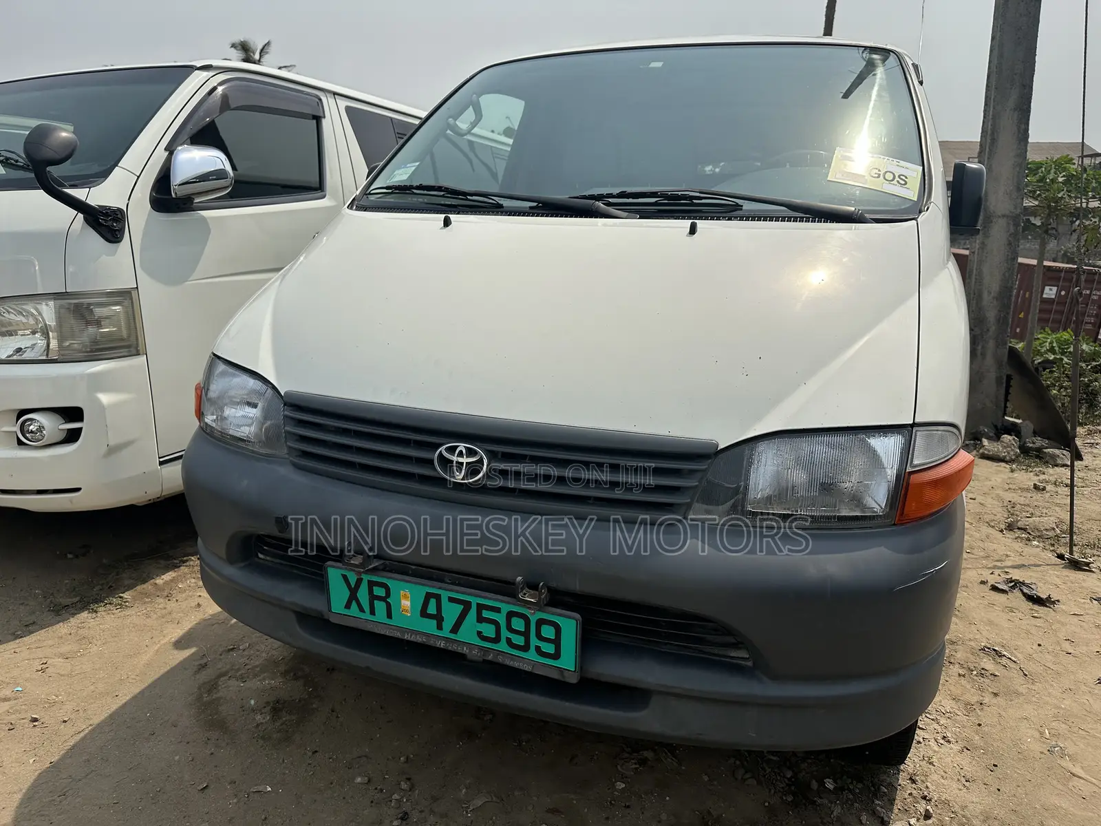 Toyota HiAce 2005 White