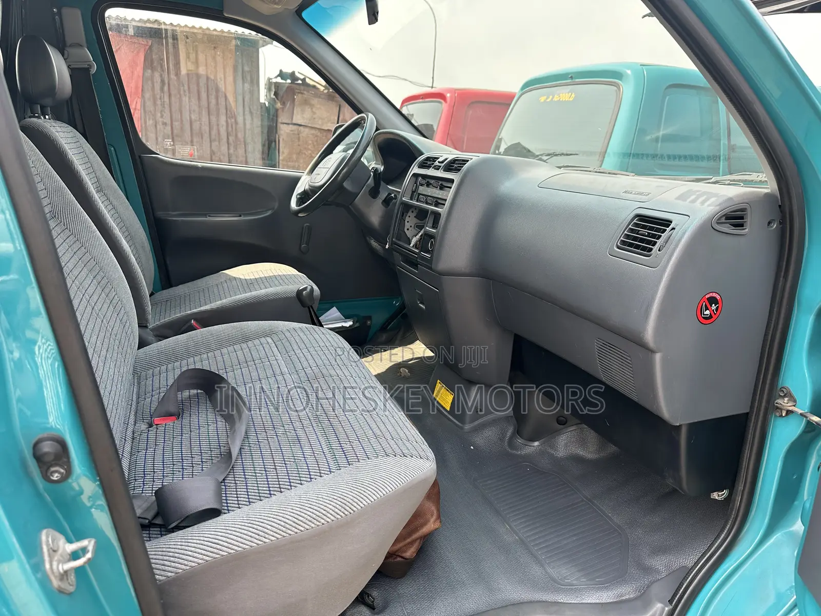 Toyota HiAce 2004 Green