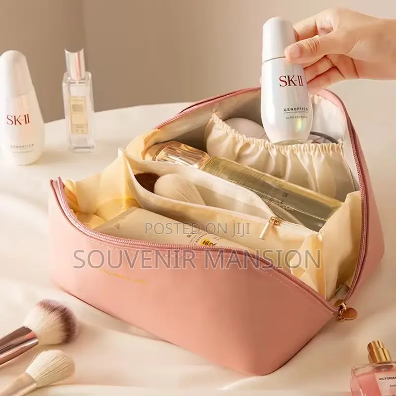 Leather Make Up / Cosmetics Bag