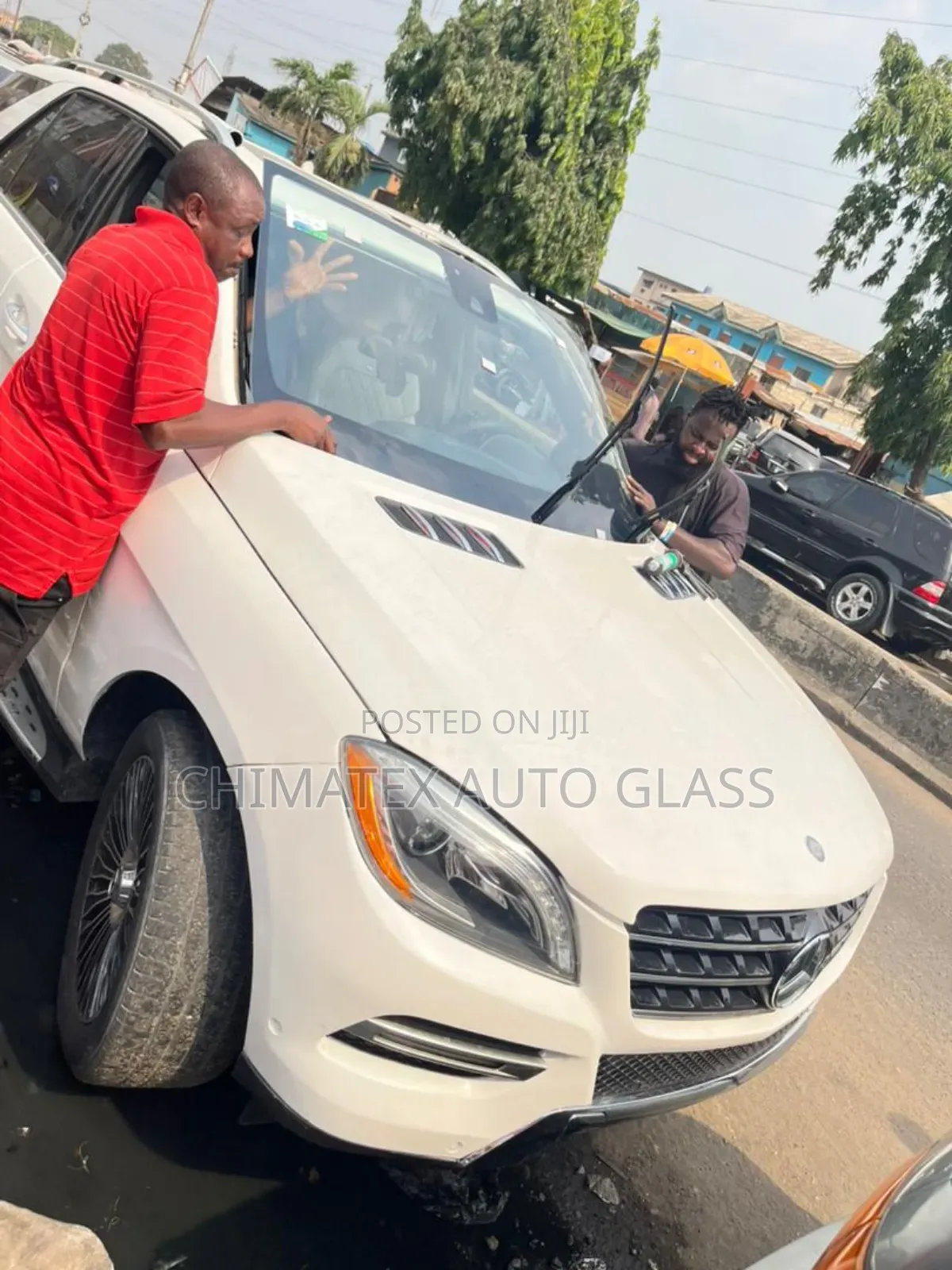 Ml350 2013 Windscreen Installation We Deliver and Install