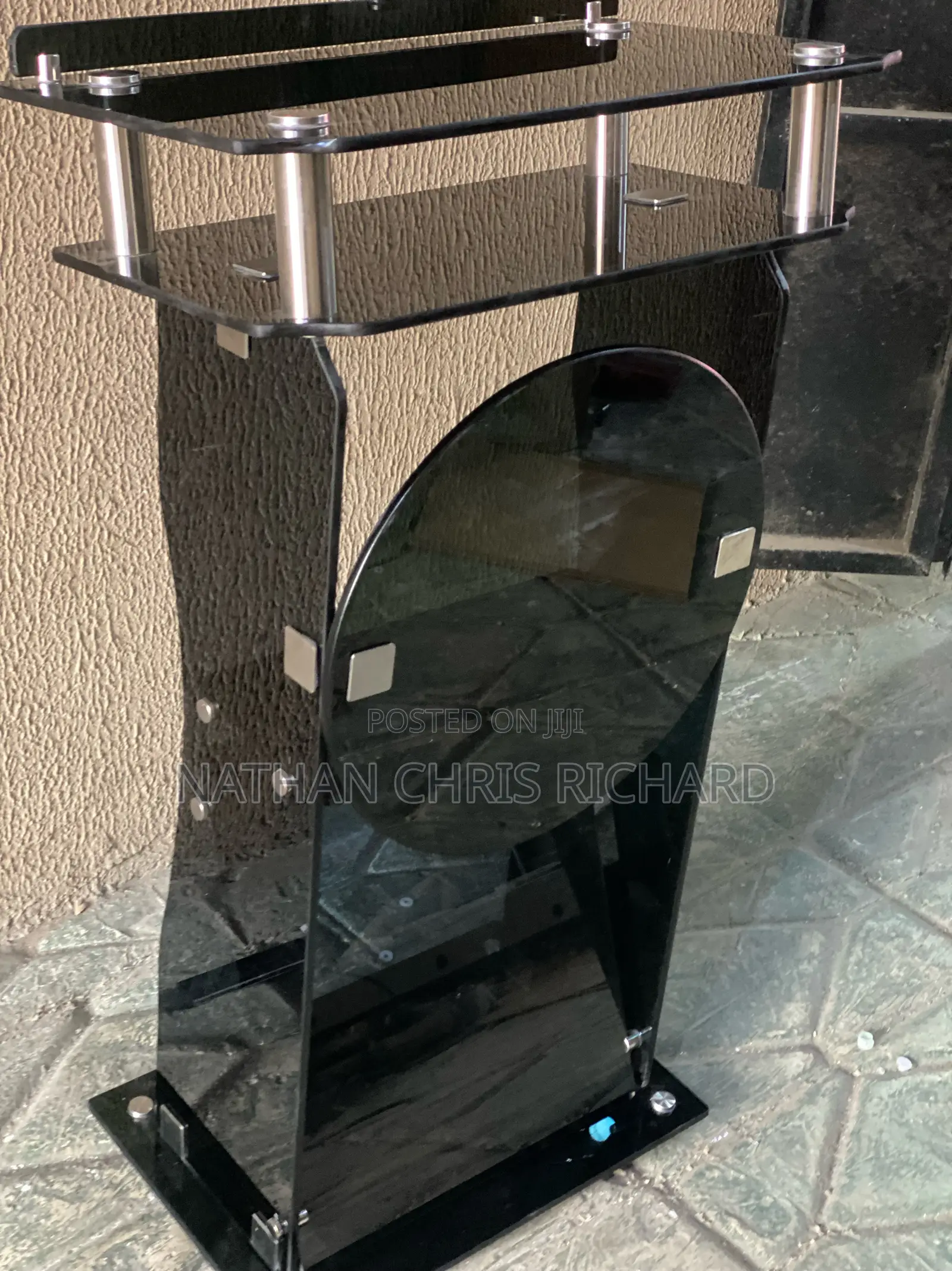 Goodness Glass Pulpit