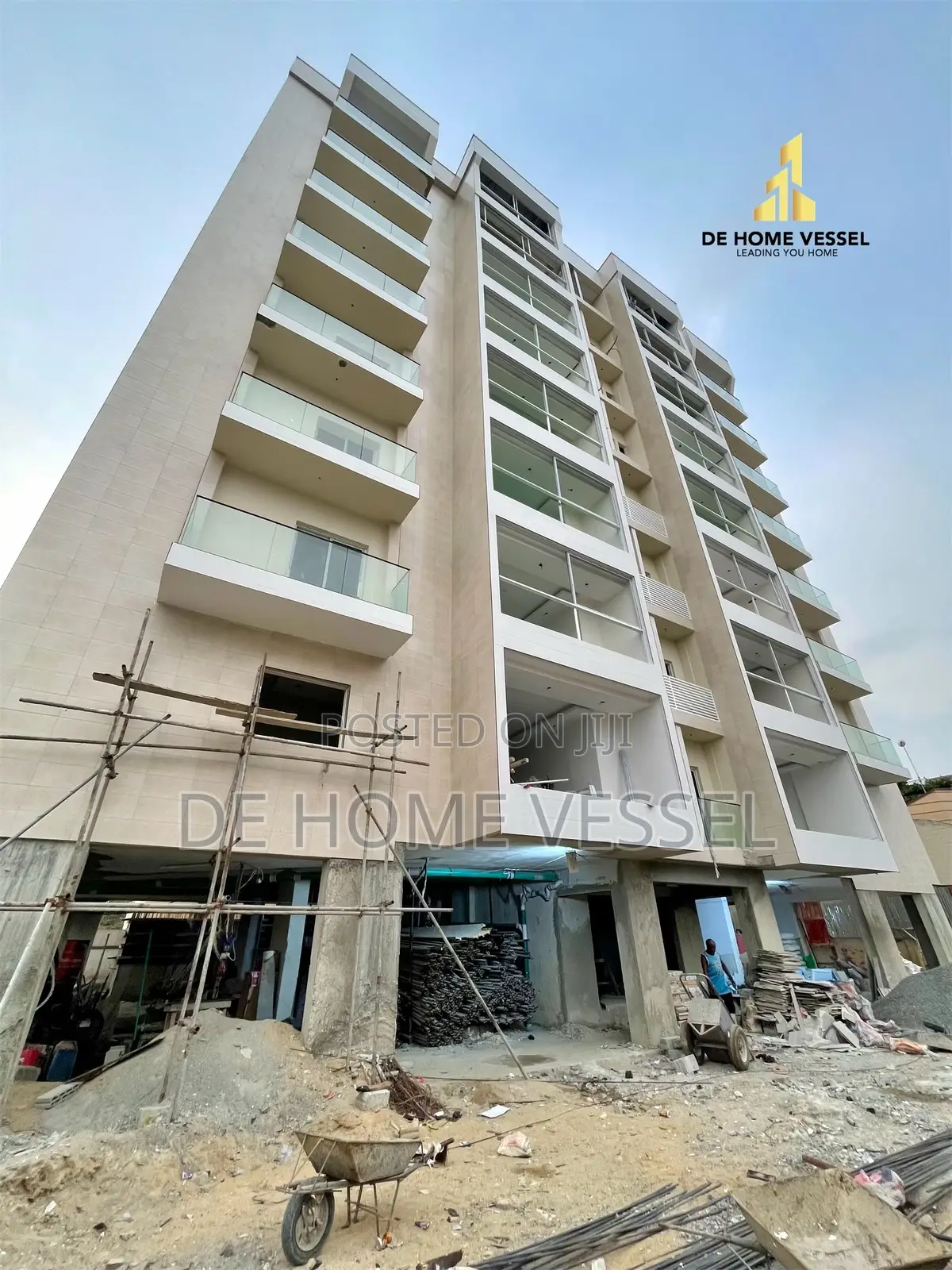 3bdrm Apartment in Victoria Island for sale