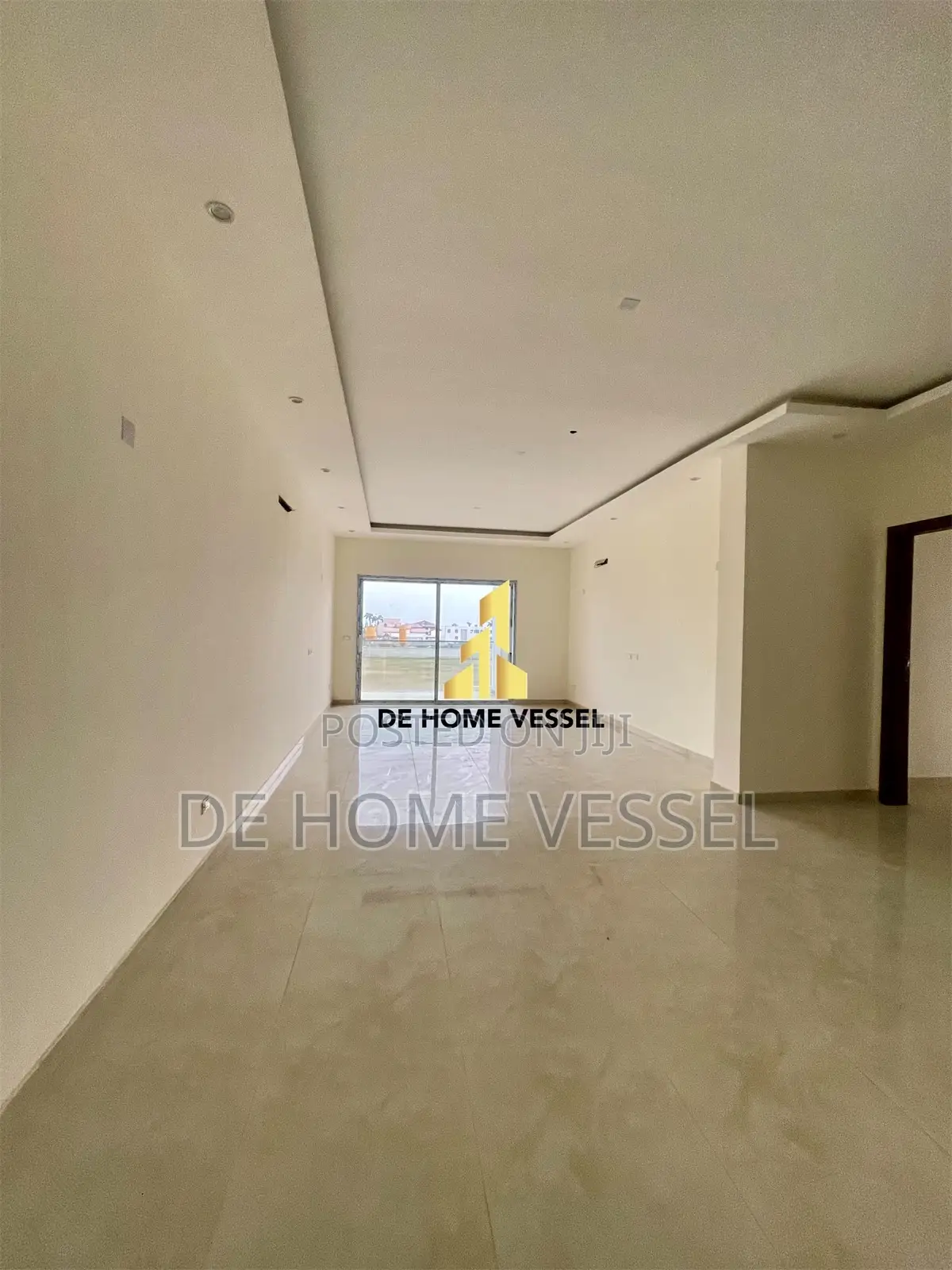 3bdrm Apartment in Victoria Island for sale