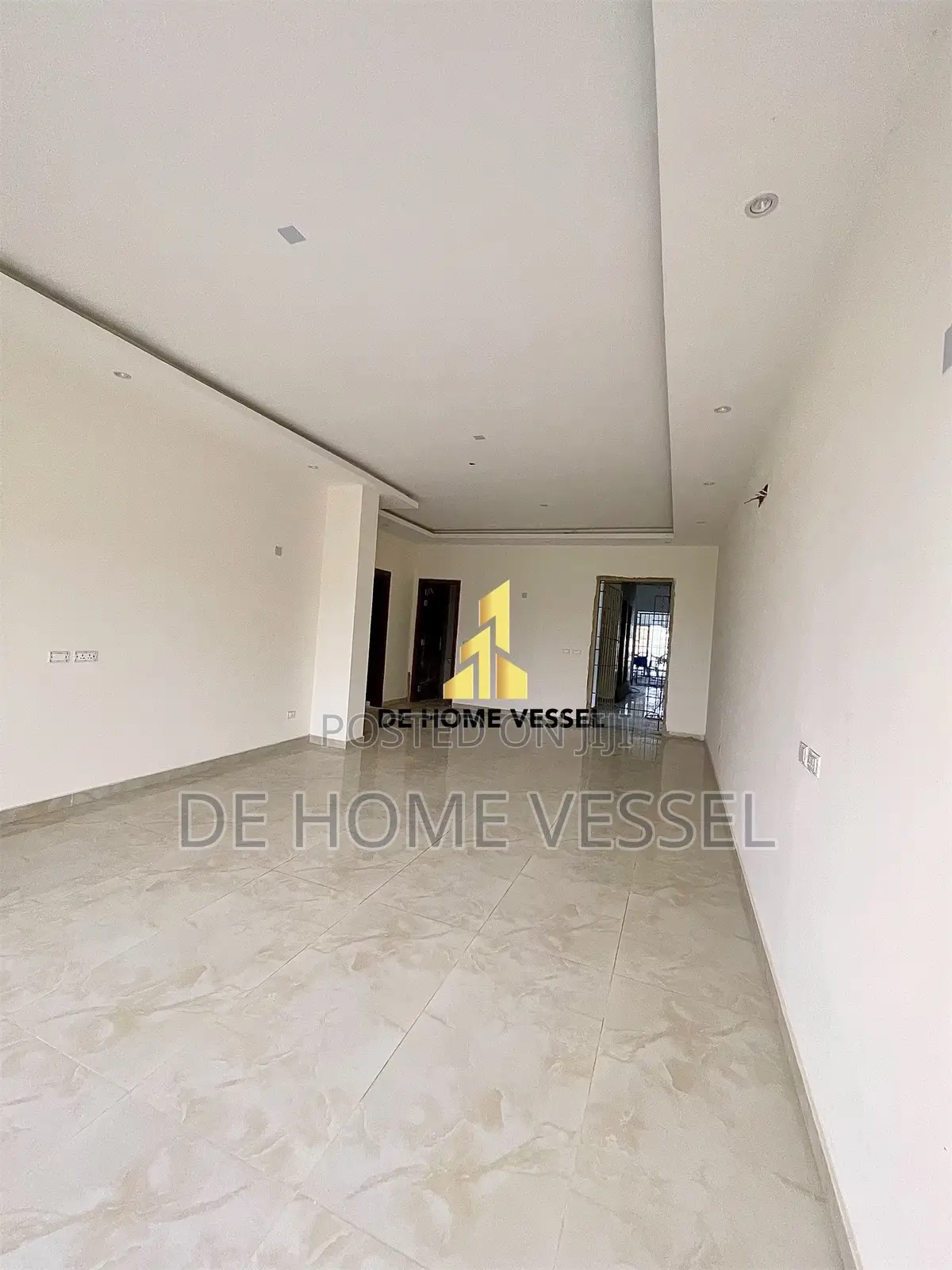 3bdrm Apartment in Victoria Island for sale