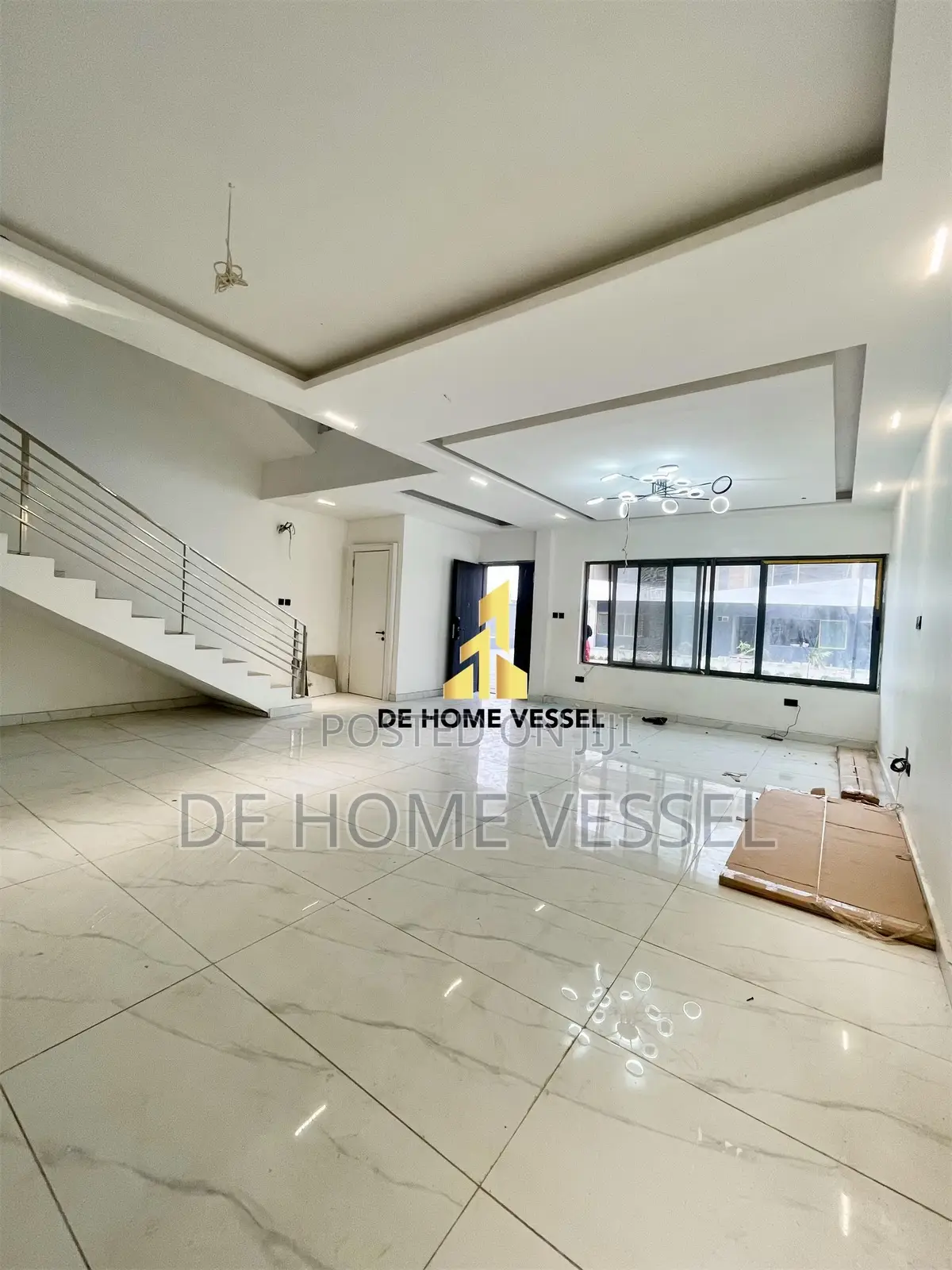 4bdrm Townhouse/Terrace in Ikate for sale