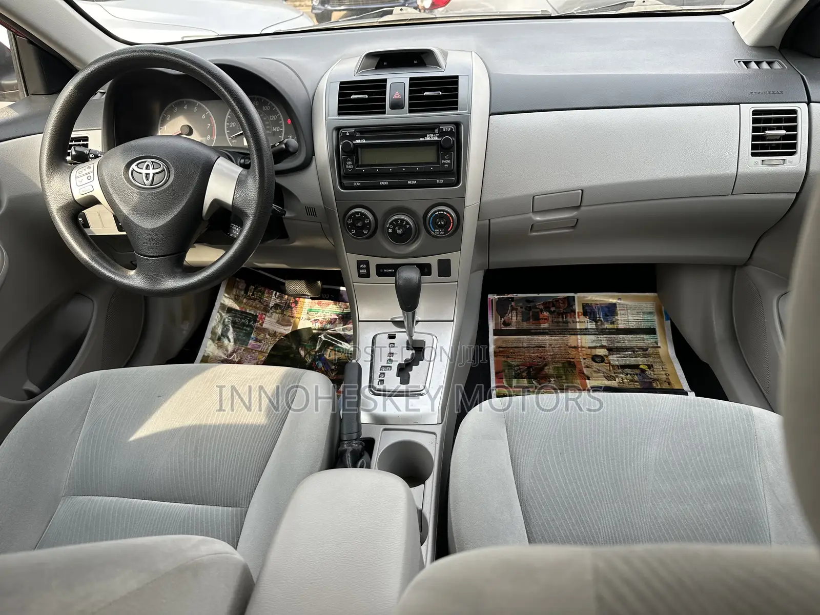 Toyota Corolla 2013 Red