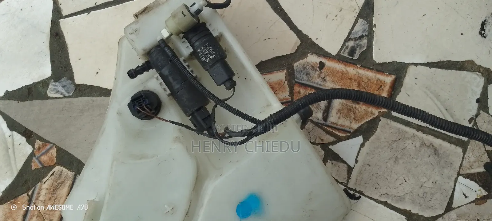 Wiper Water Can Porsche Cayenne 2016 Model