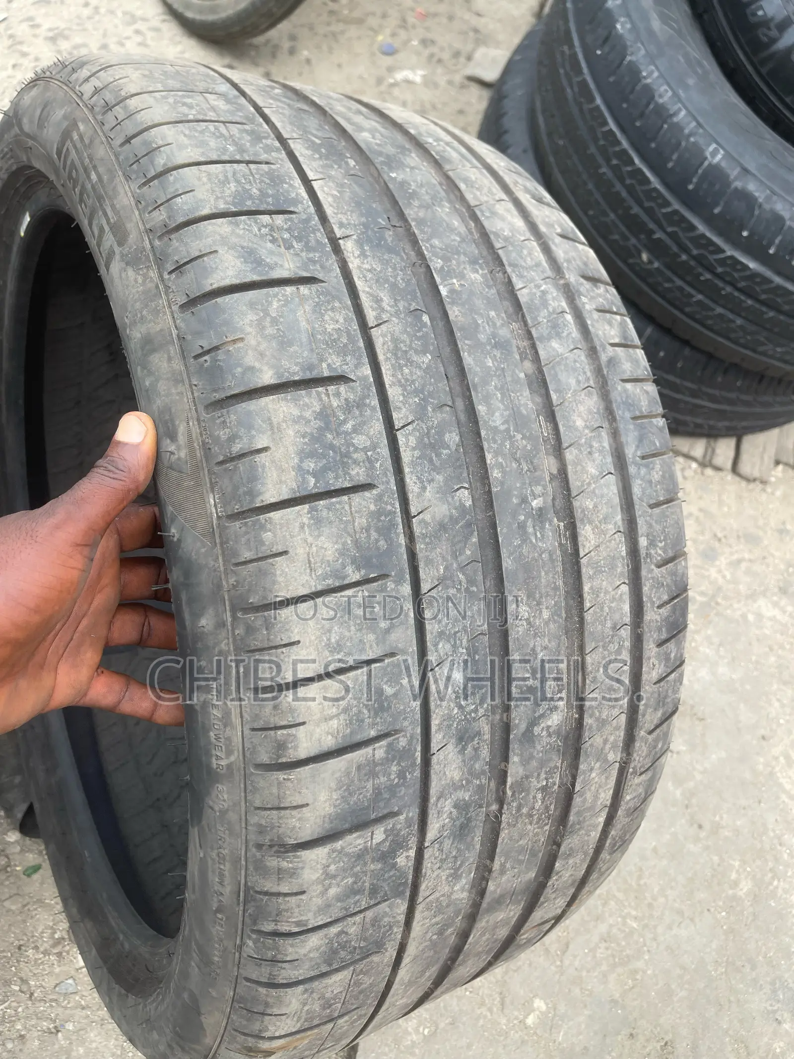 325/35 R 22 Tire First Grade For Mercedes Benz GLE 63