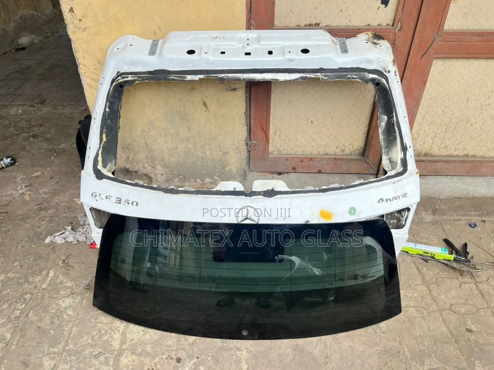 Mercedes Gle450 2021 SUV Back Glass Available