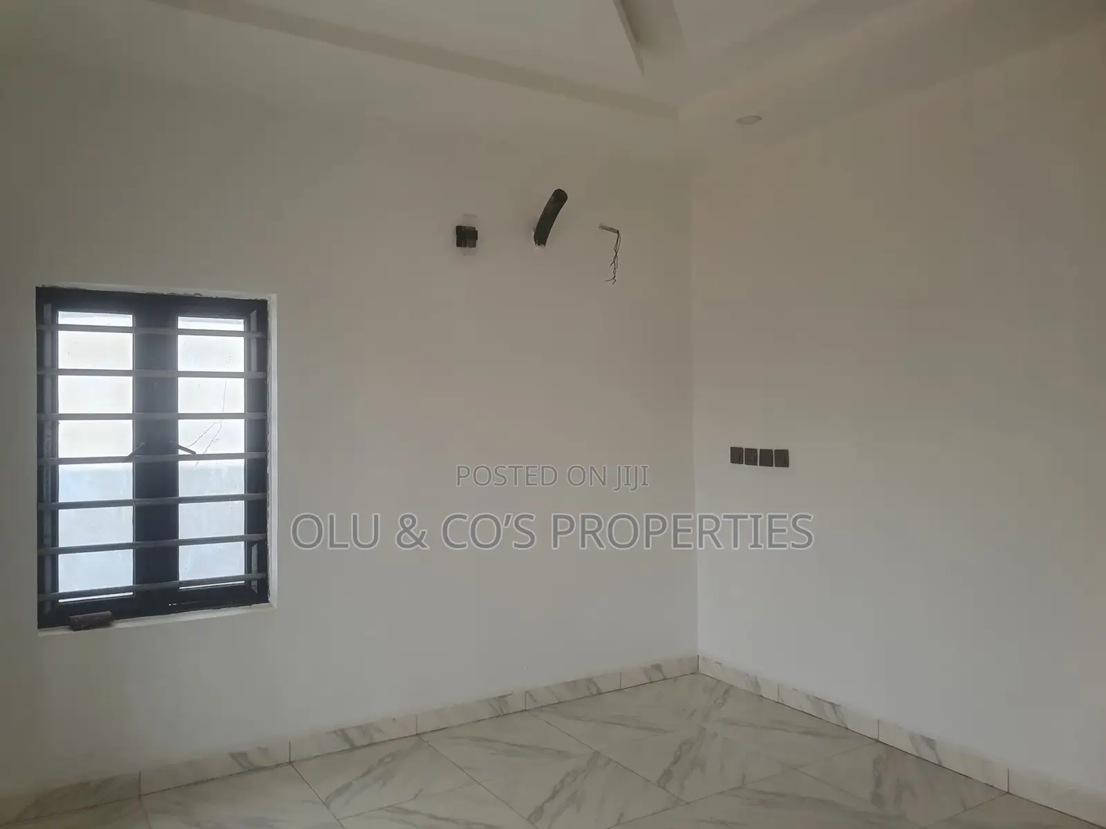 4bdrm Duplex in An Estate Along, Lugbe District for rent
