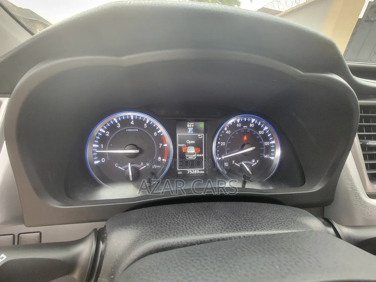 Toyota Highlander Limited Platinum 4dr SUV AWD (3.5L 6cyl 6A) 2014