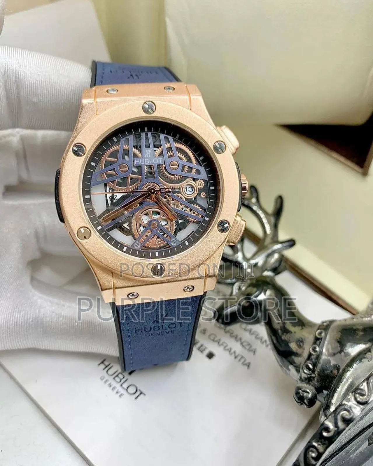 Hublot *Wristwatch; Leather. Straps.