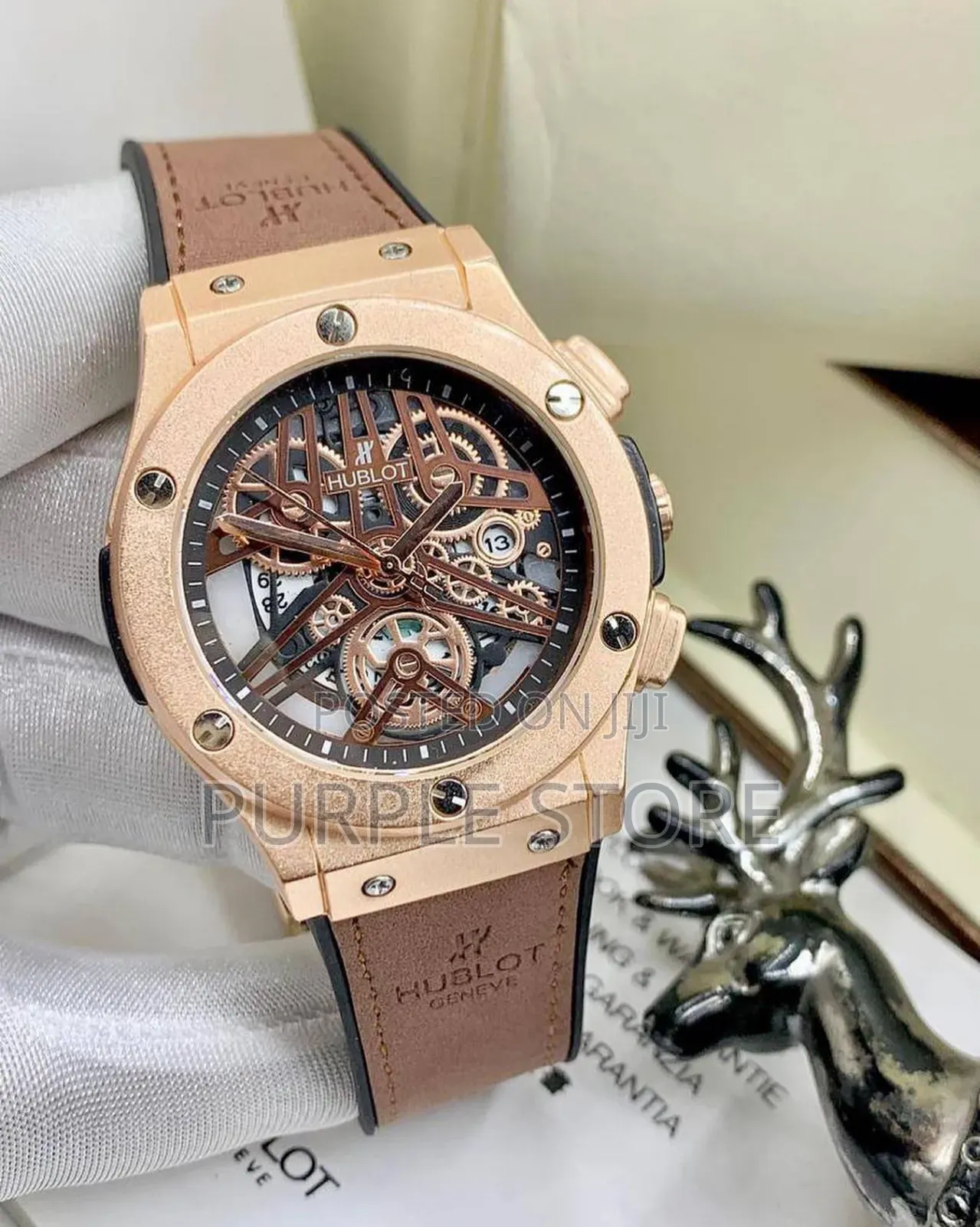 Hublot *Wristwatch; Leather. Straps.