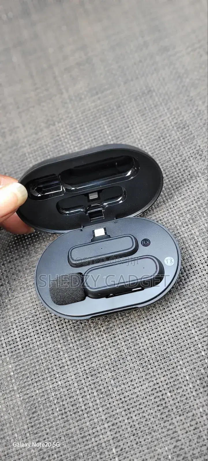 Shenzhi Tech Wireless Lavalier Microphone for iPhone iPad