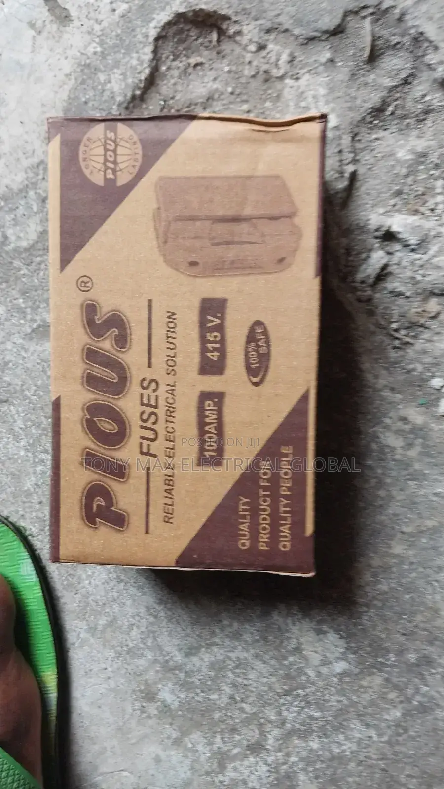 100amps Fuse and Base