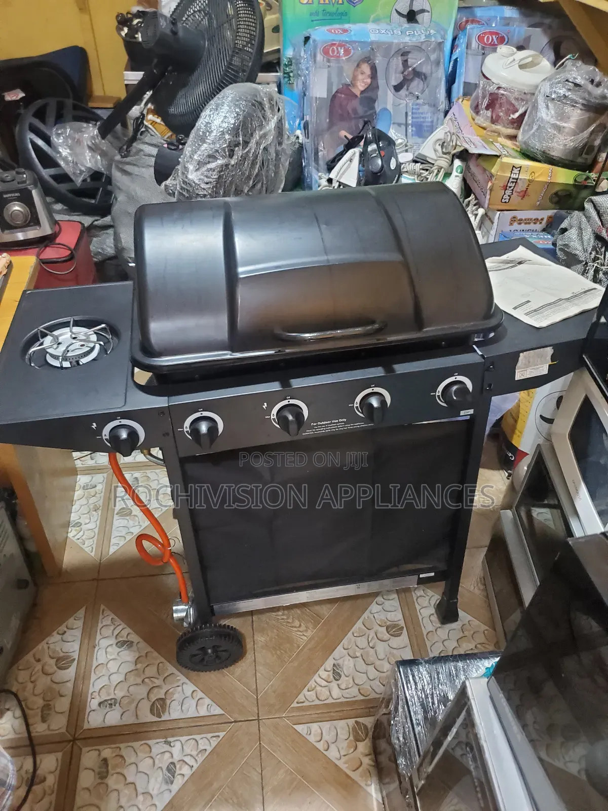 Brand New 4 Burner Gas BBQ With Side Stove