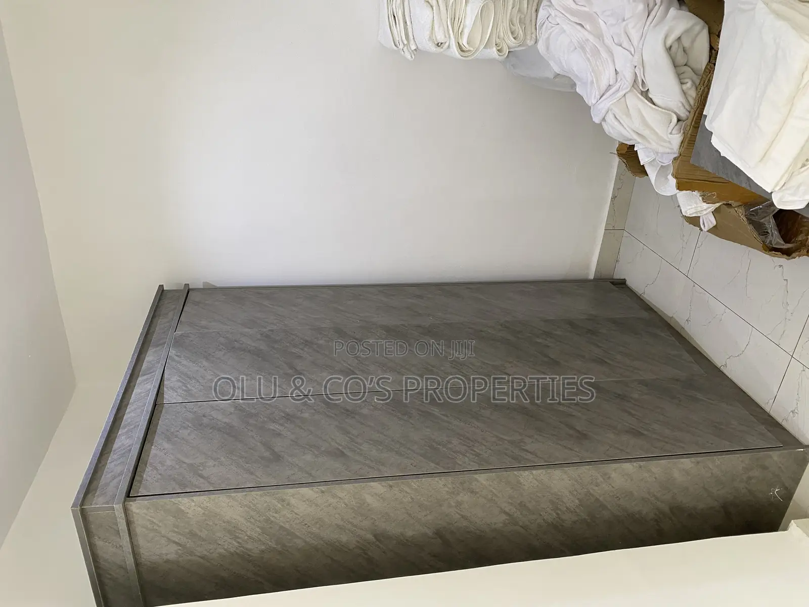 Furnished Studio Apartment in Wuye for rent