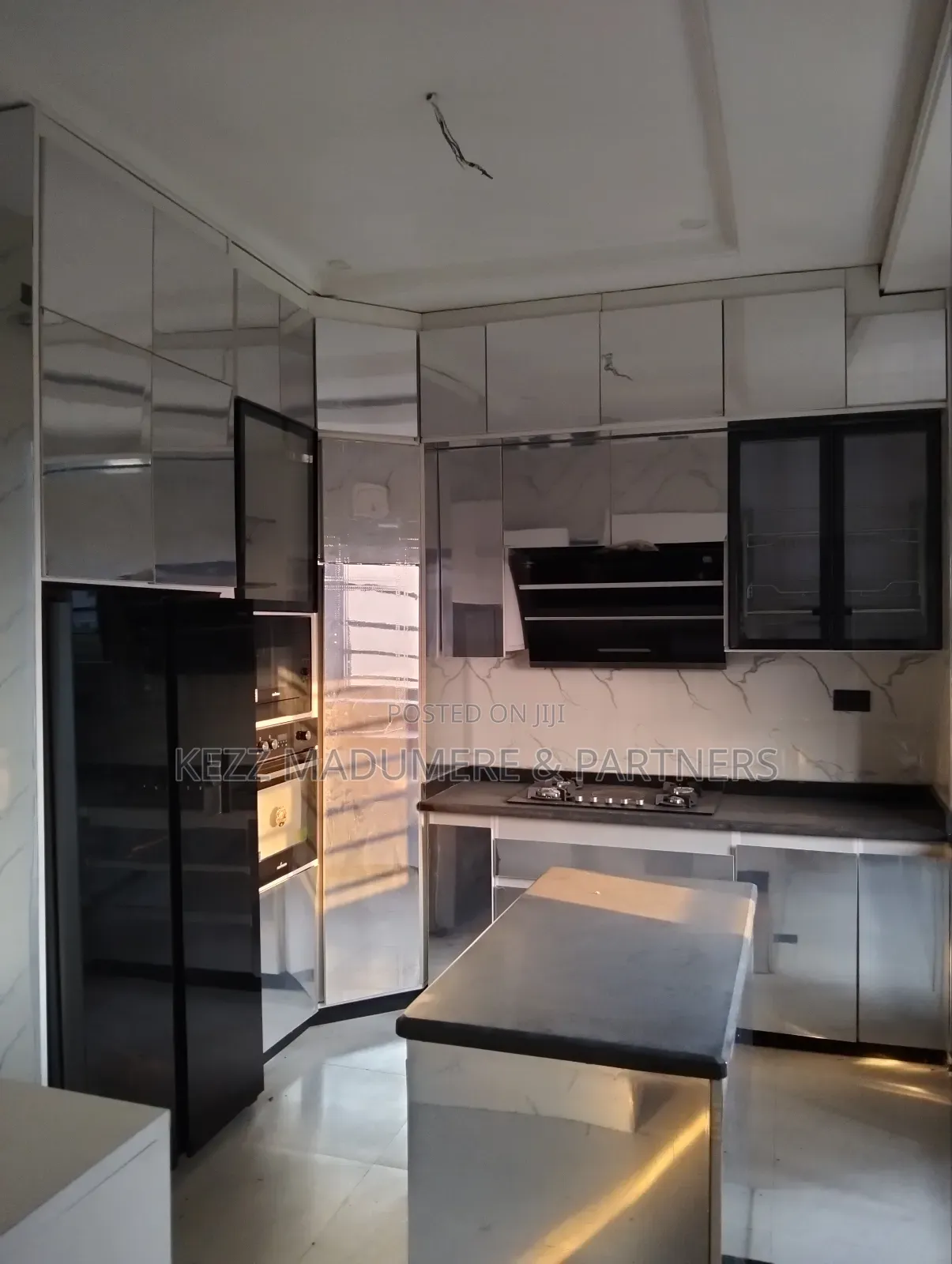 8bdrm Duplex in Rukpakulishi , for sale