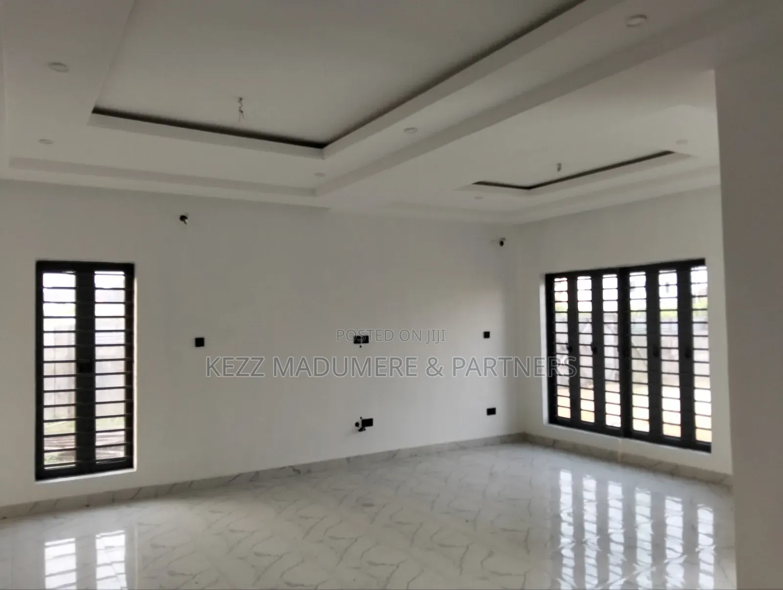 8bdrm Duplex in Rukpakulishi , for sale