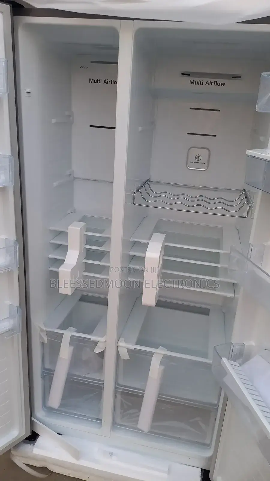 Hisense Side by Side Inverter Fridge With Water Dispenser