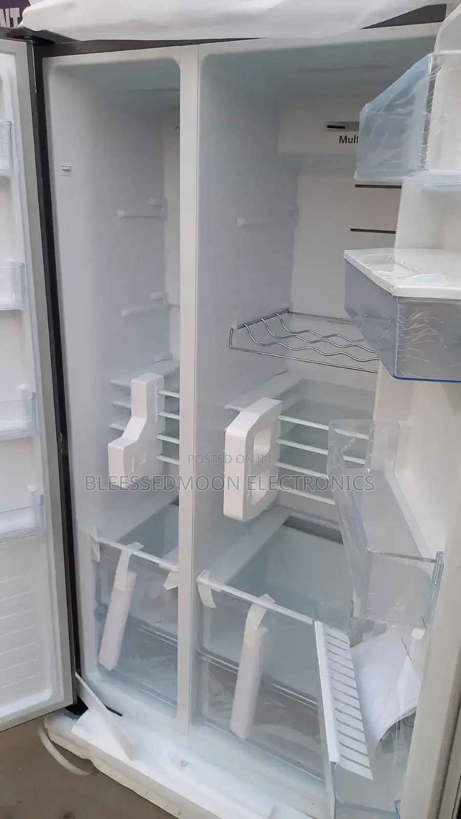 Hisense Side by Side Inverter Fridge With Water Dispenser