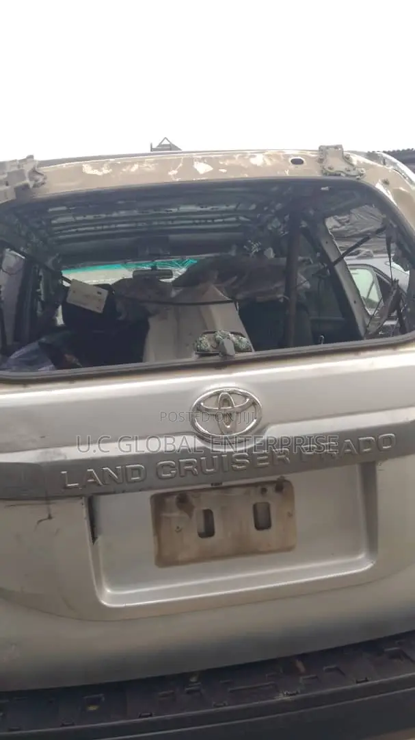 GX460 2015 Back Windscreen Glass Available Now