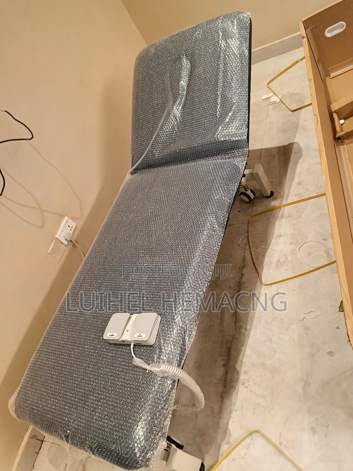 Electric Treatment Bed