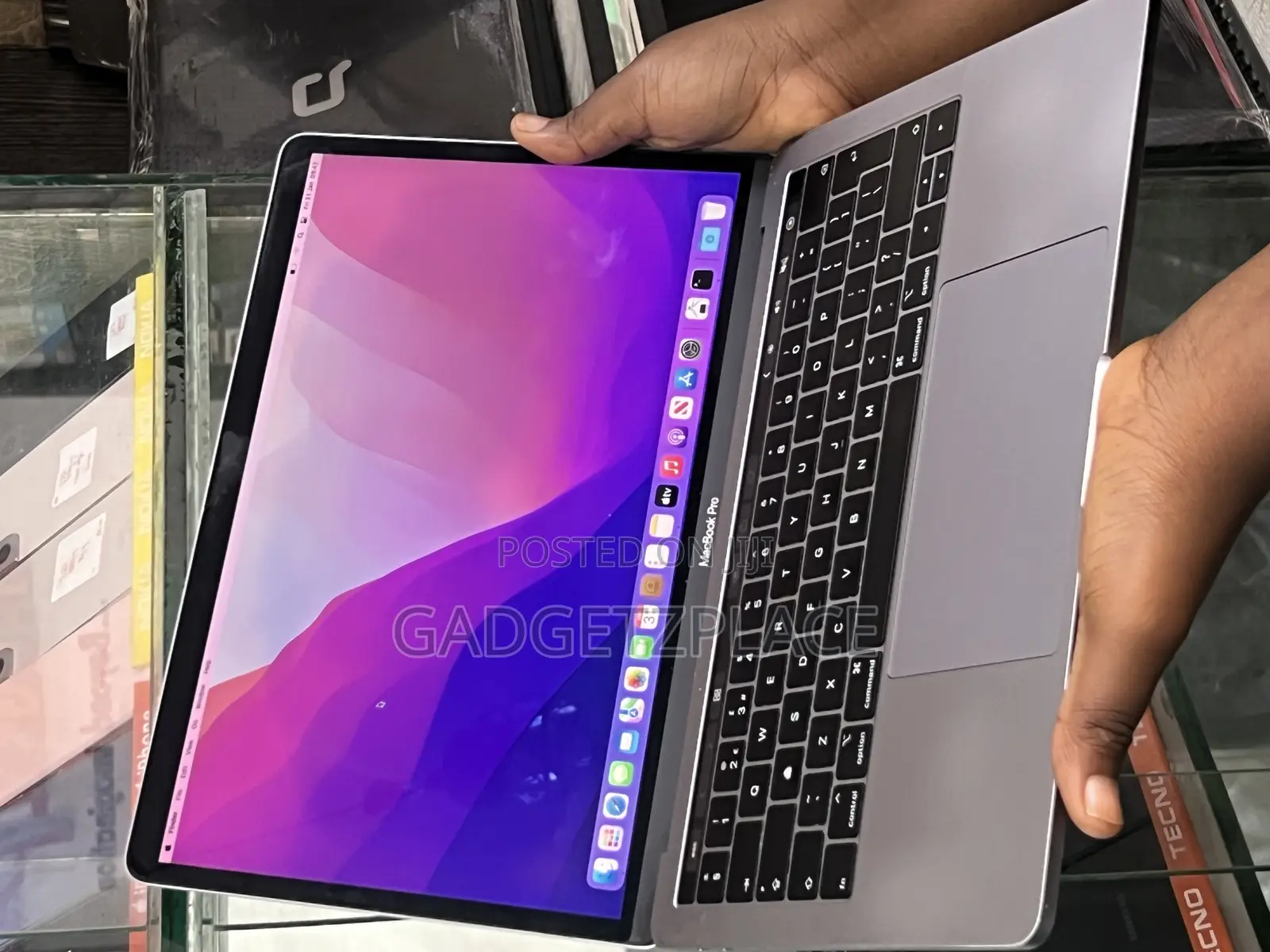 Laptop Apple MacBook Pro 2018 16GB Intel Core I5 SSD 256GB