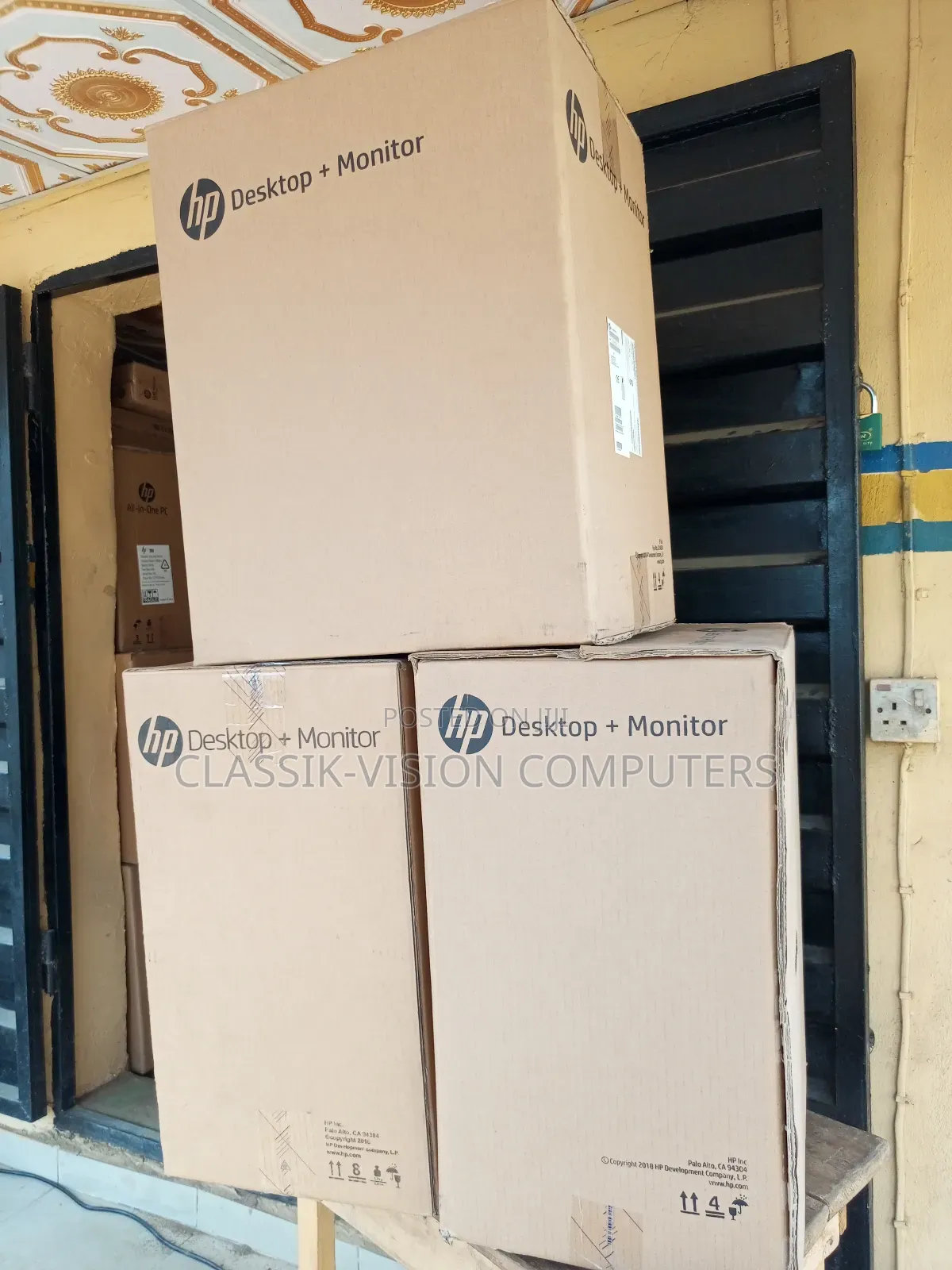 New Desktop Computer HP 280 G3 8GB Intel Core I3 HDD 1T