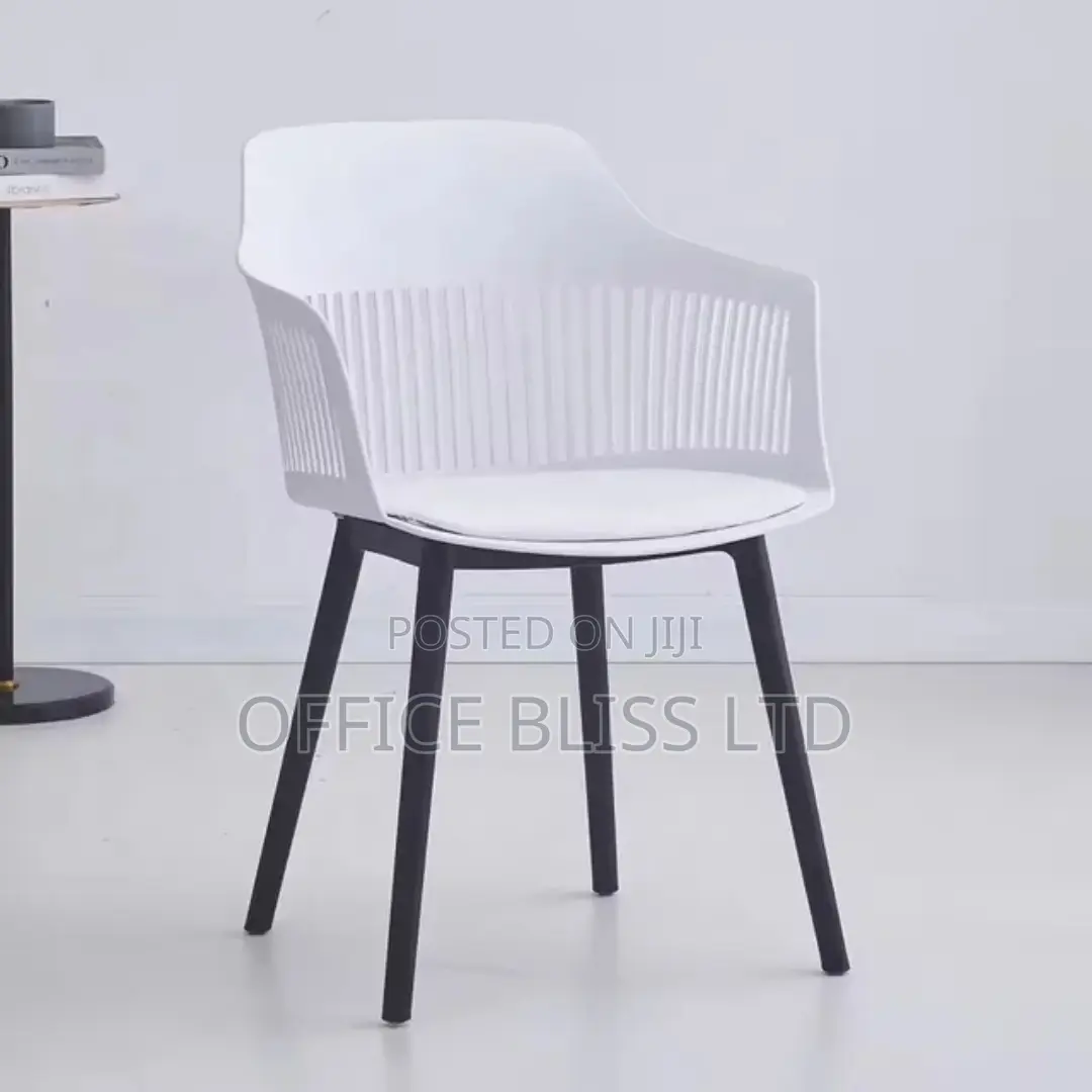 Plastic Leather Foam Bedroom / Dinning Chair