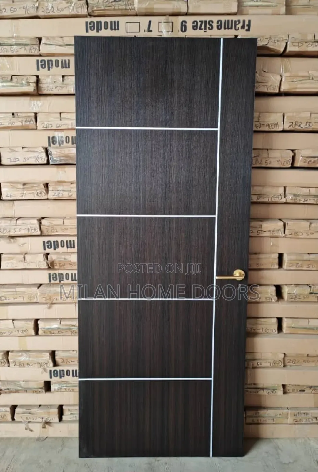 Walnut HDF Wooden Door With Chrome Aluminum