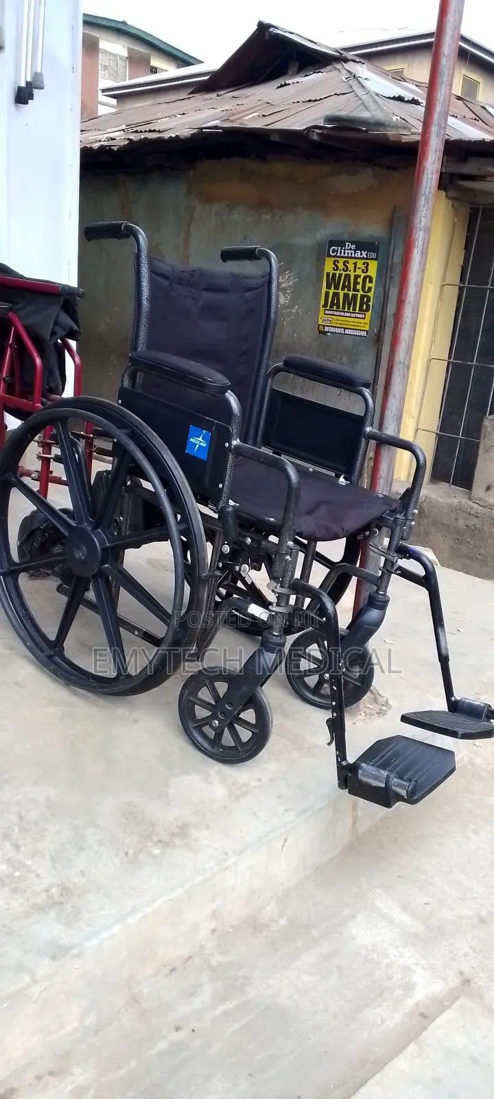 American Wheelchair With Footrest