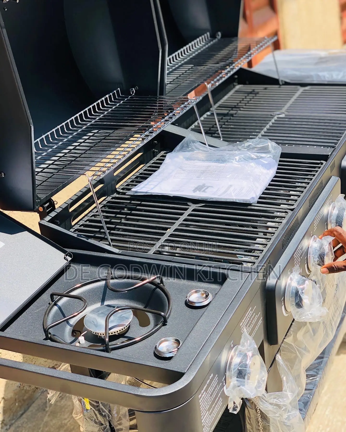 Gas Charcoal Barbecue