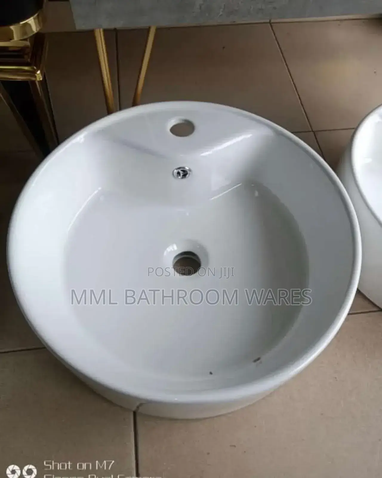 Modern Round Ceramic Countertop Basins