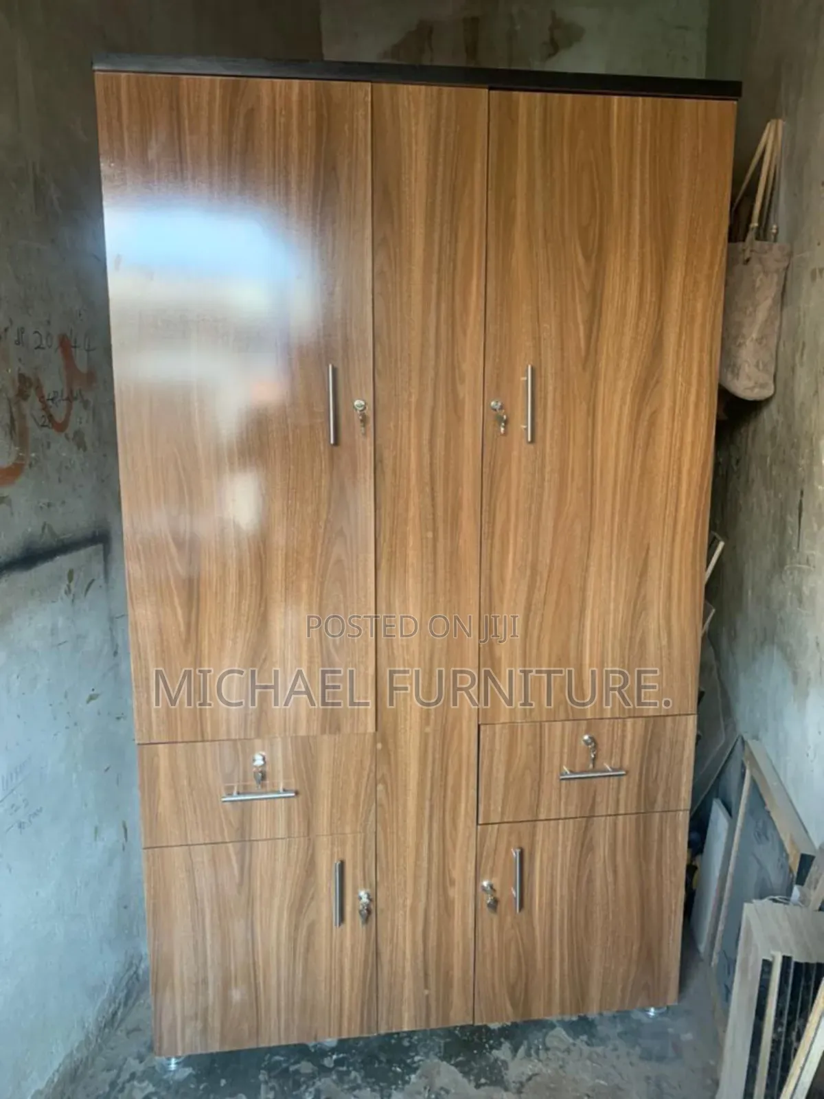 Top Designer 3x6 Wardrobe With Two Drawers