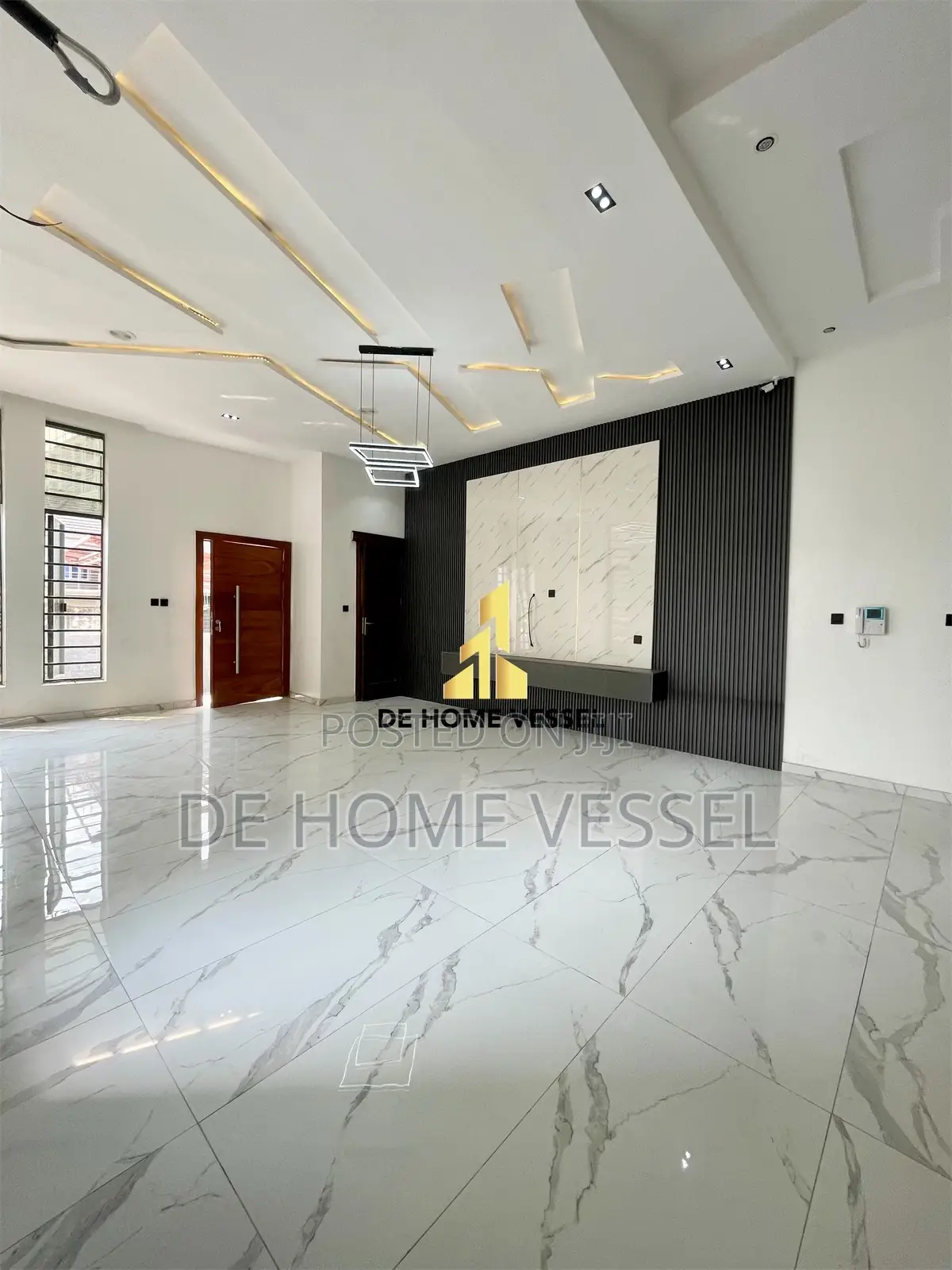 5bdrm Duplex in Ikate for sale