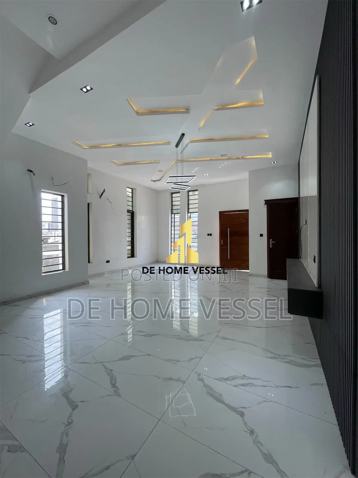 5bdrm Duplex in Ikate for sale